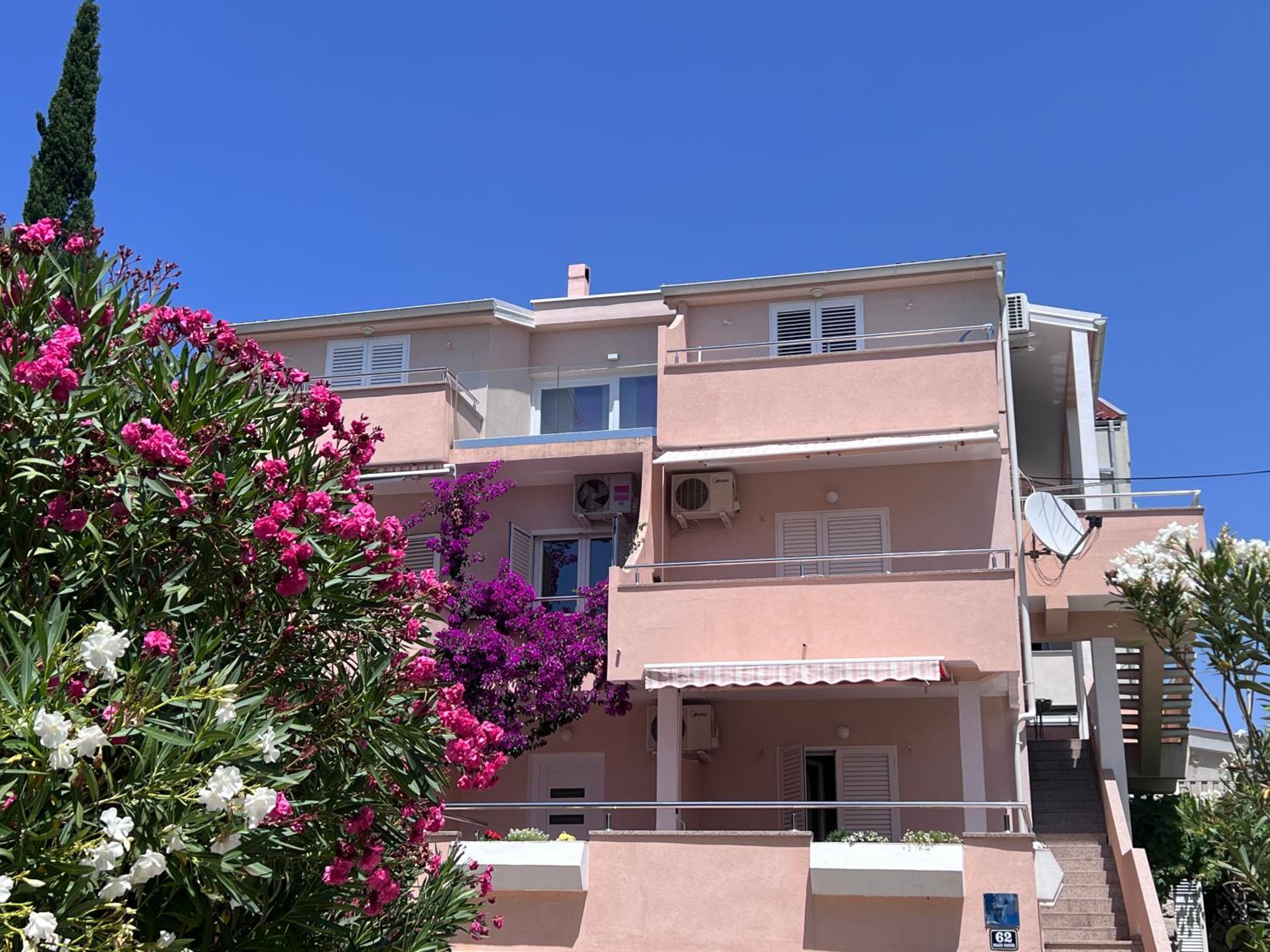 Apartmani Katica 2 view 2