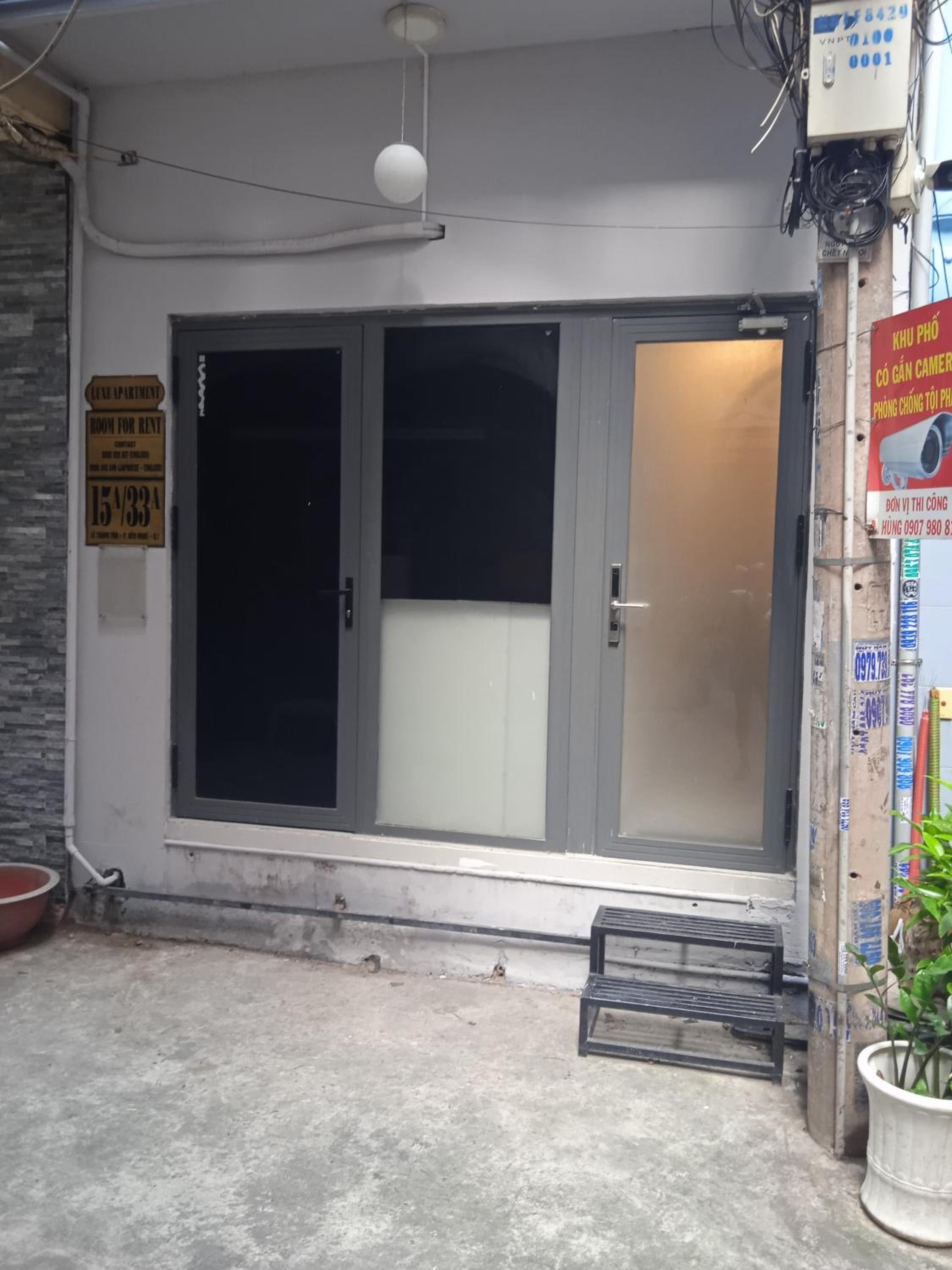 LUXE apartment inside quiet alley