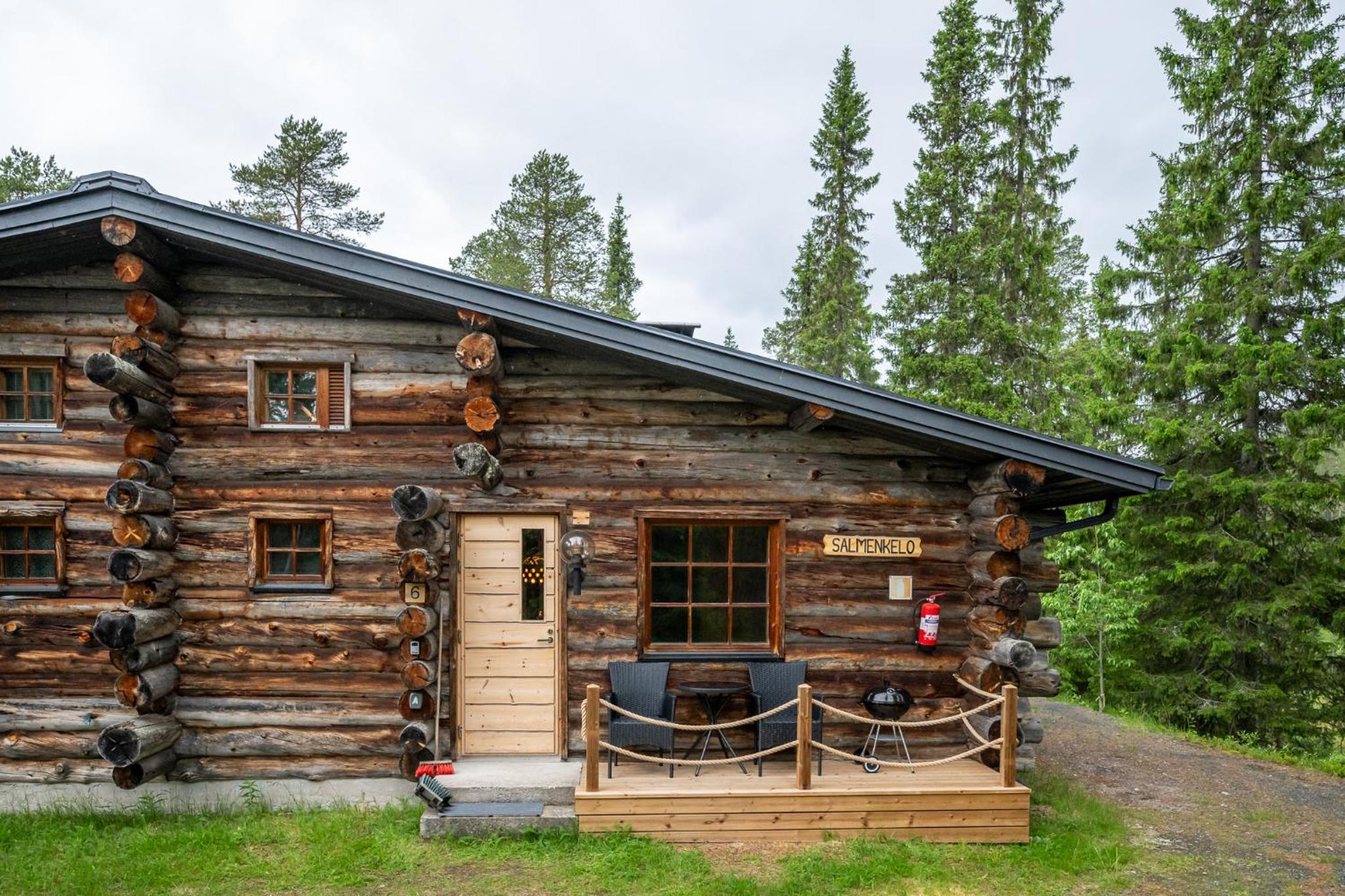 Salmenkelo, Ruka