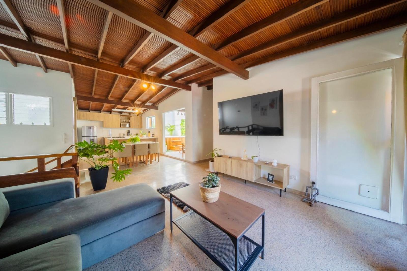Chic House whit Jacuzzi