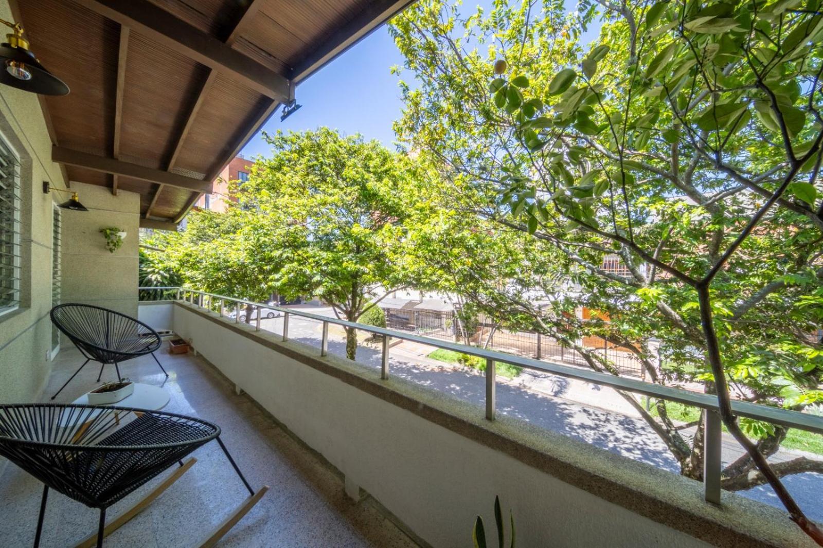 Chic House whit Jacuzzi
