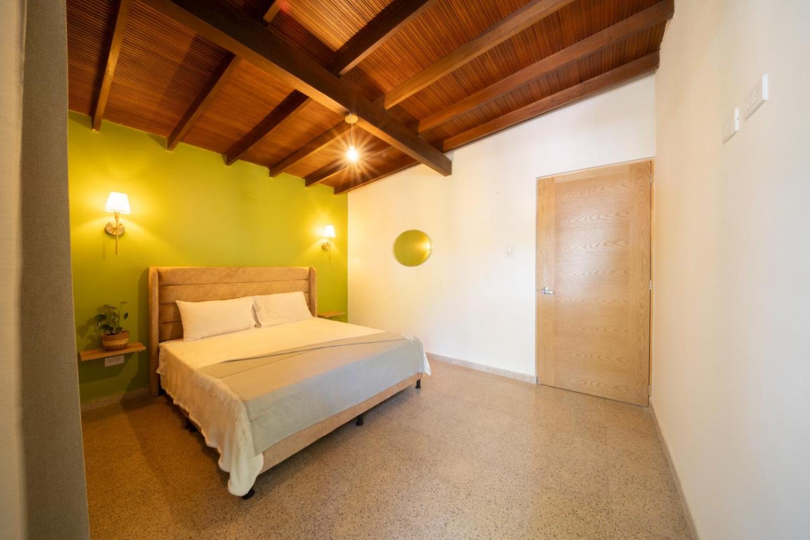 Chic House whit Jacuzzi