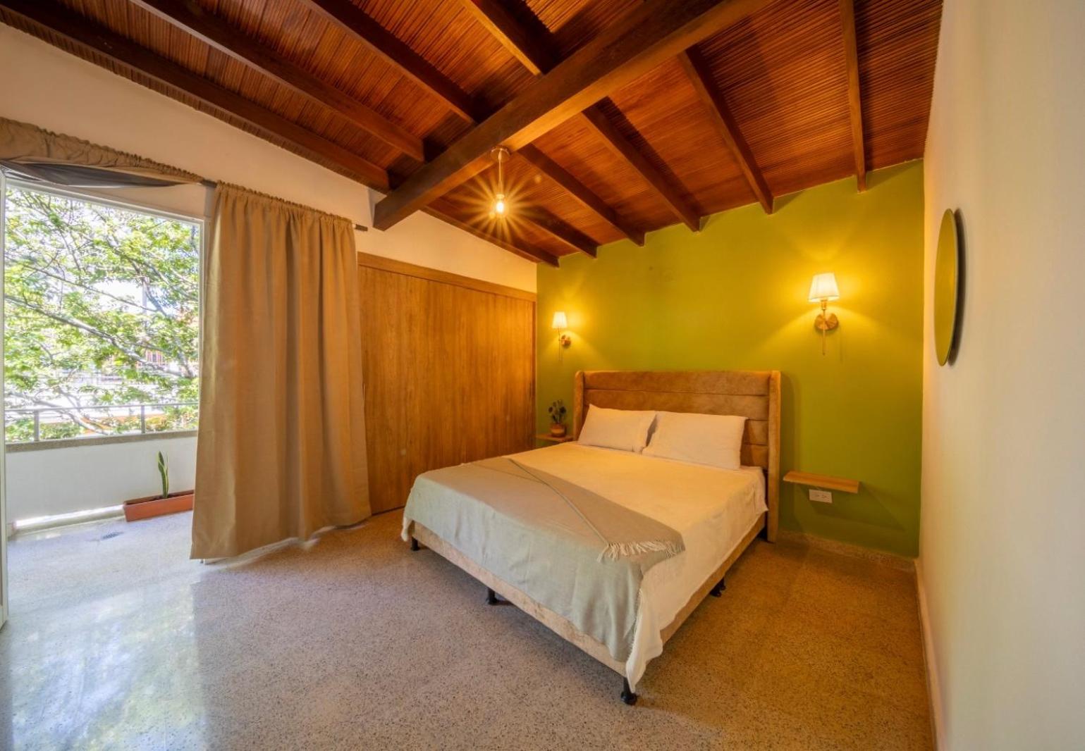 Chic House whit Jacuzzi