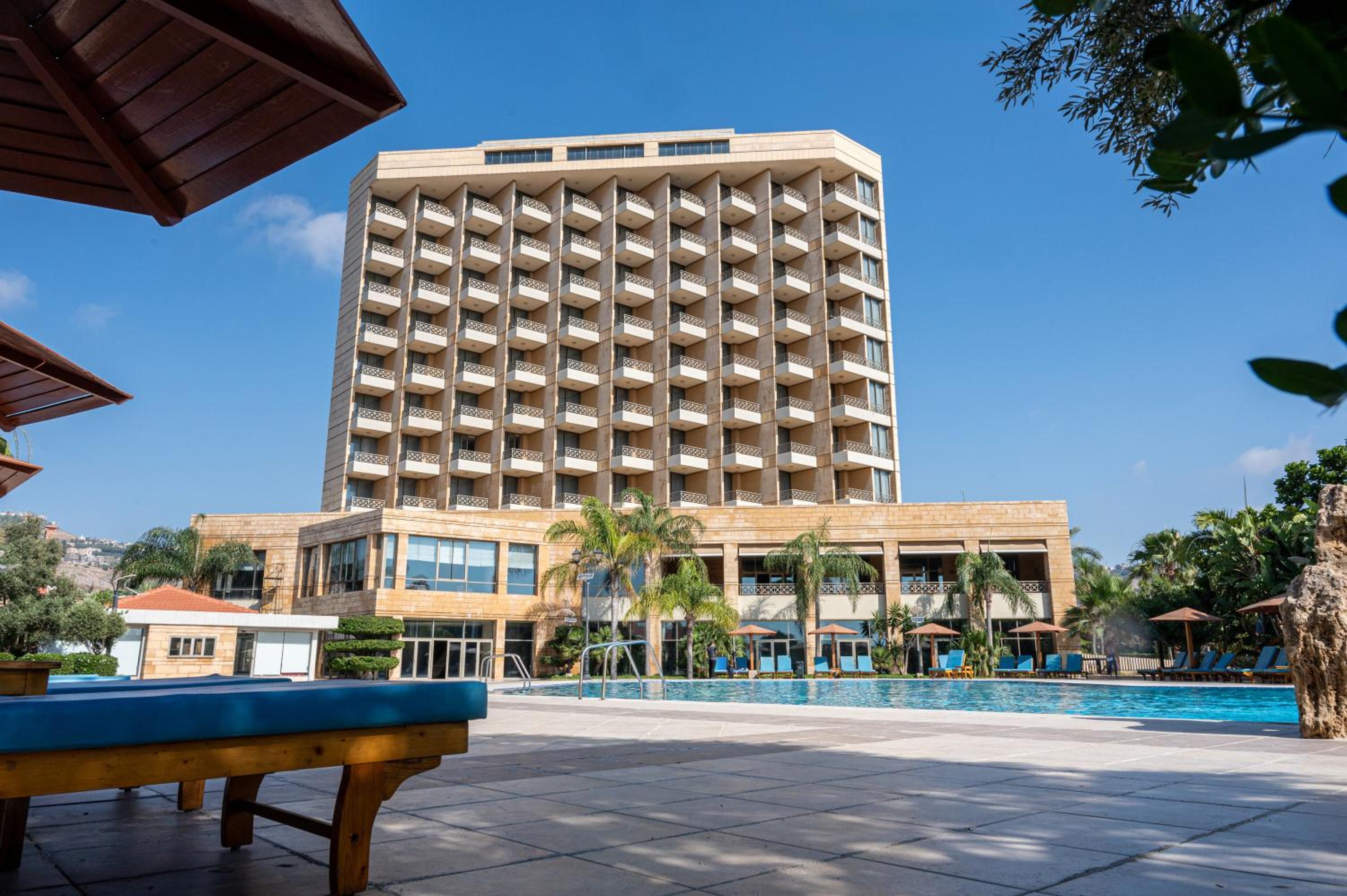 Jiyeh Marina Resort Hotel & Chalets