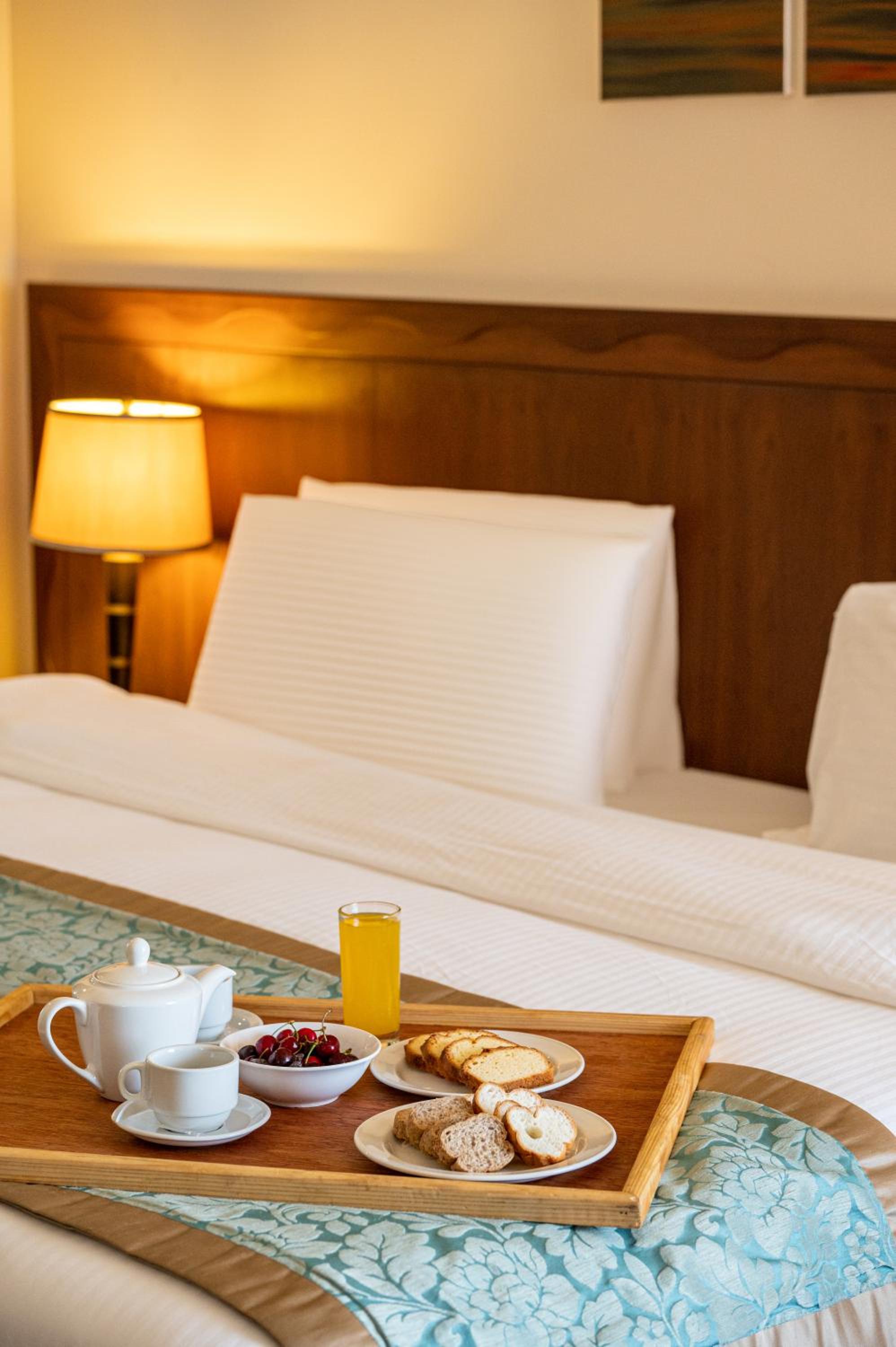 Jiyeh Marina Resort Hotel & Chalets