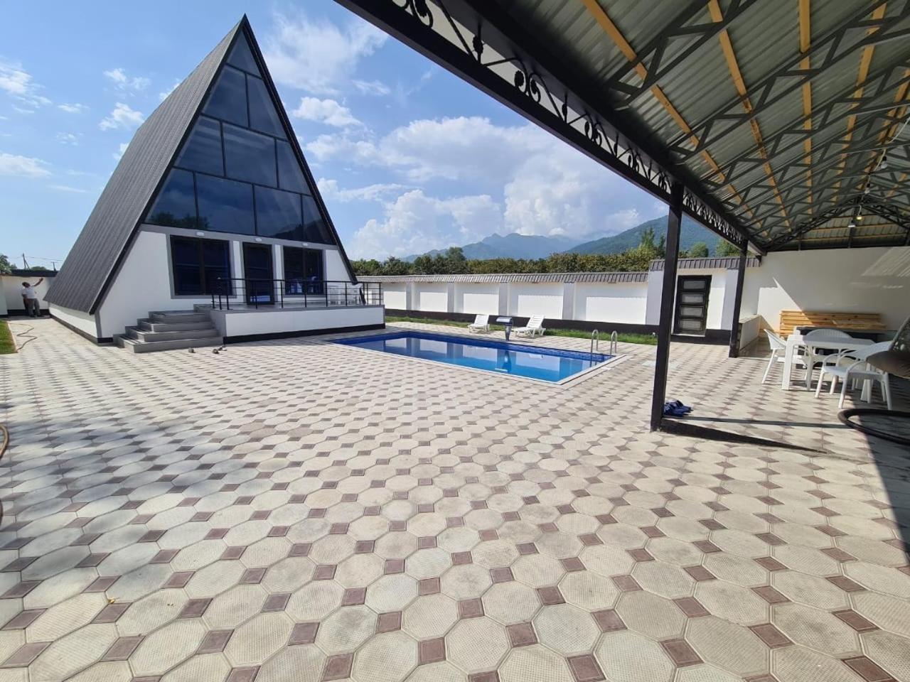 A-frame Oasis Bungalow Gabala