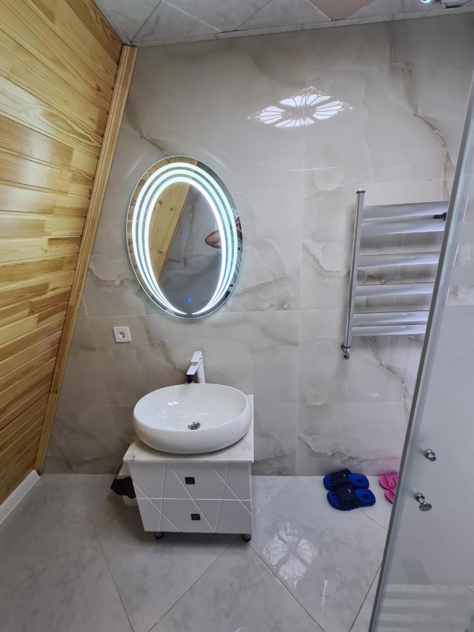 A-frame Oasis Bungalow Gabala