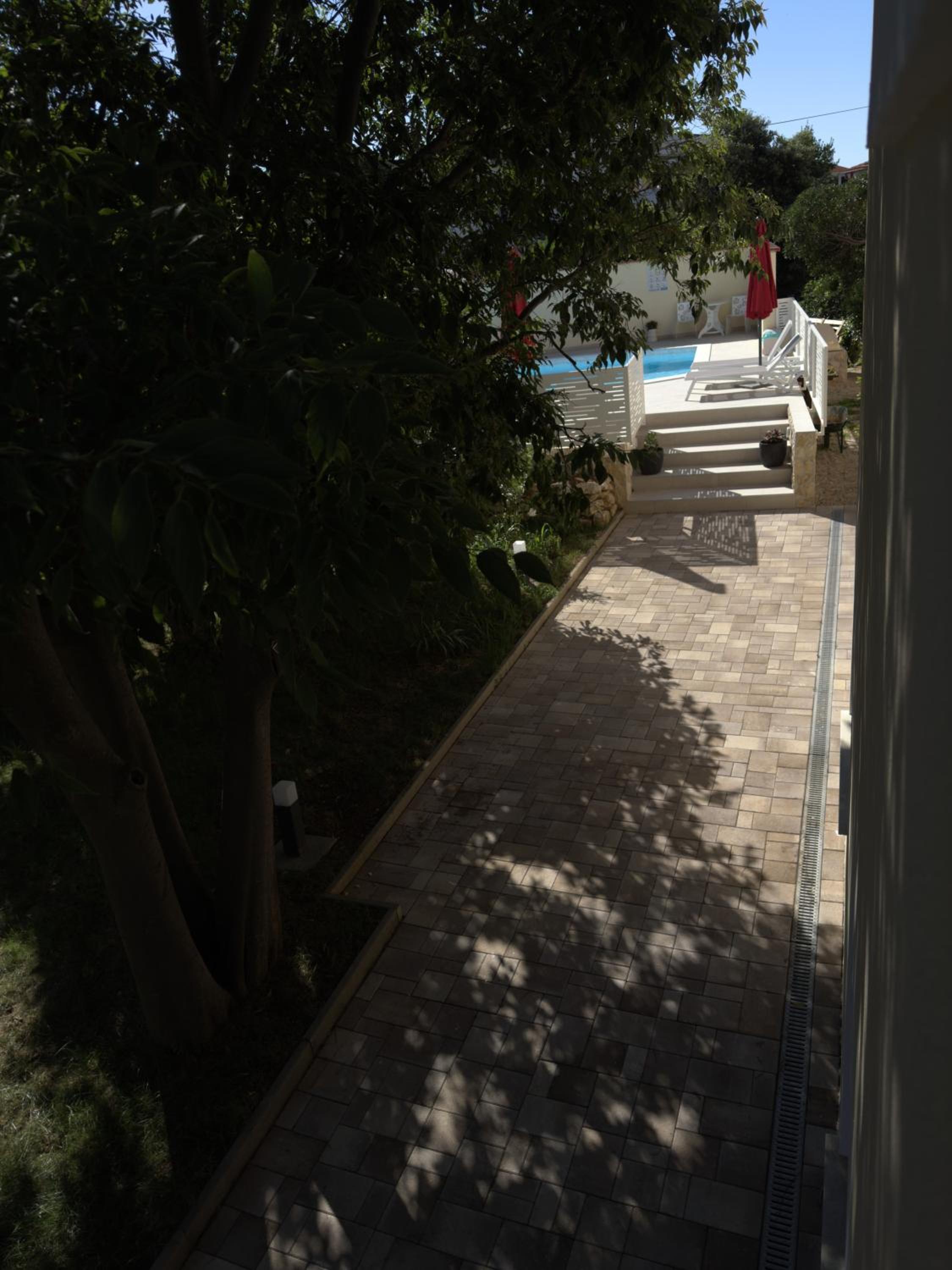 Apartmani Lovren