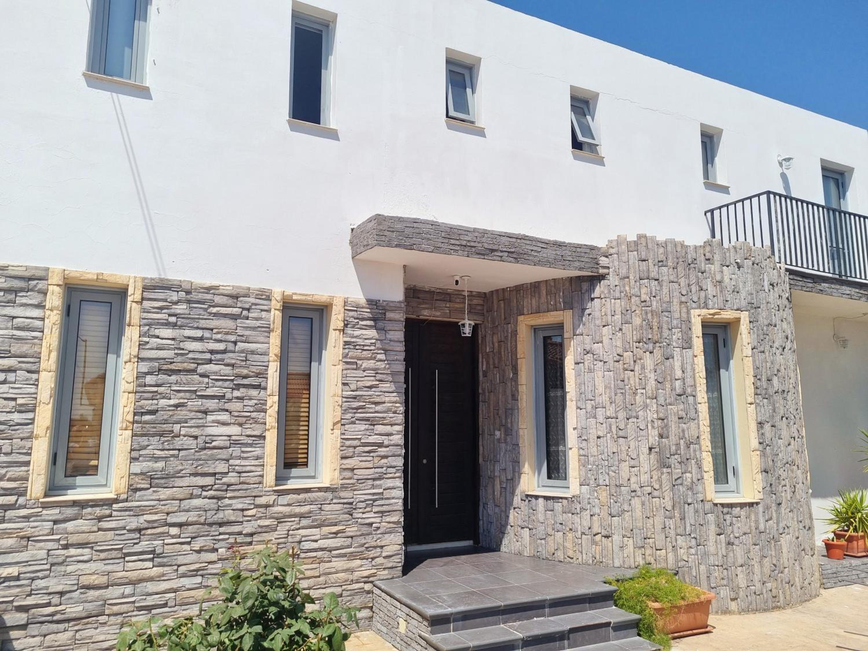 Impeccable 3-Bed Villa in Nicosia