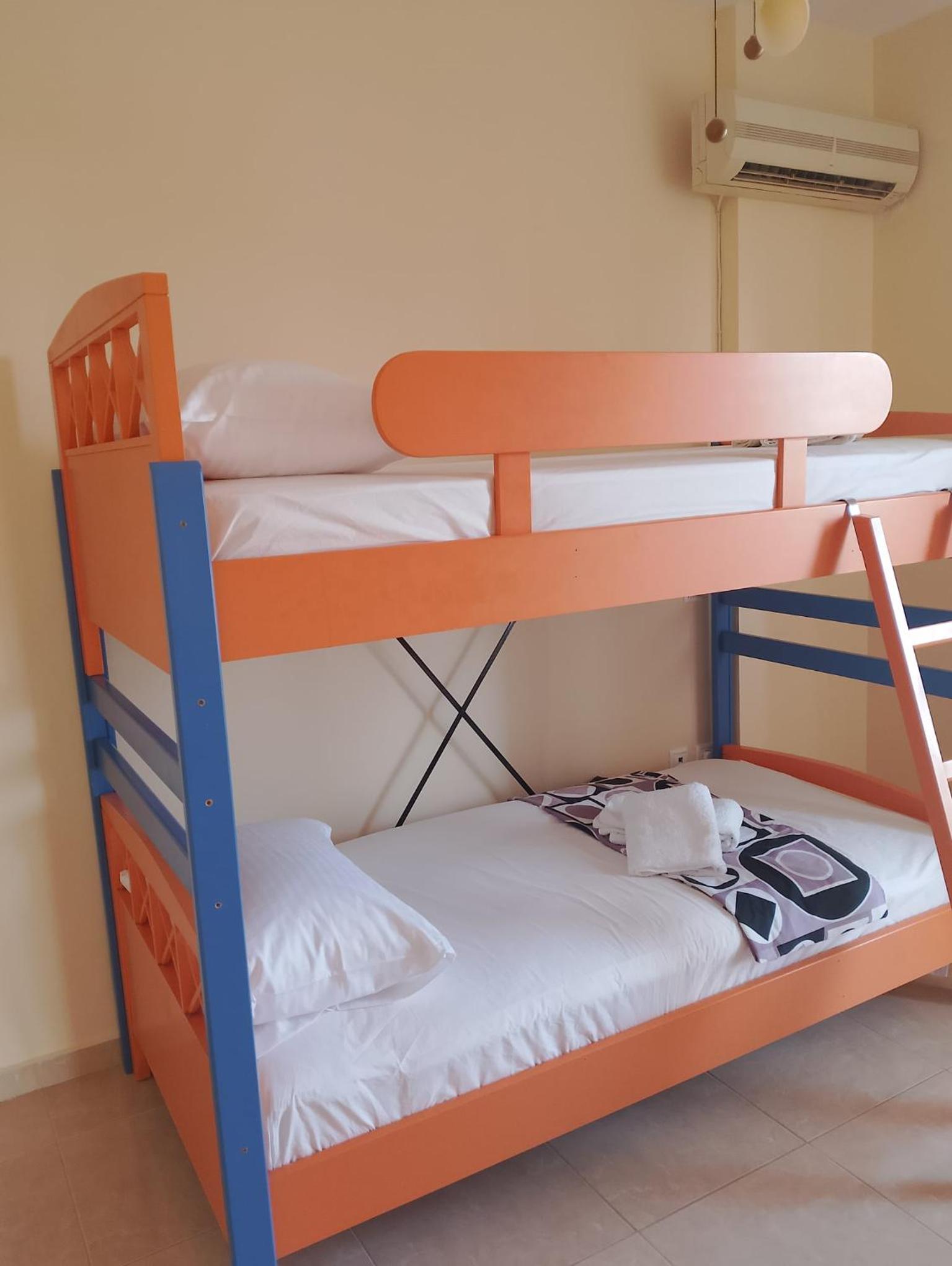 Μarina Apartment Fully Renovated by the sea view 4