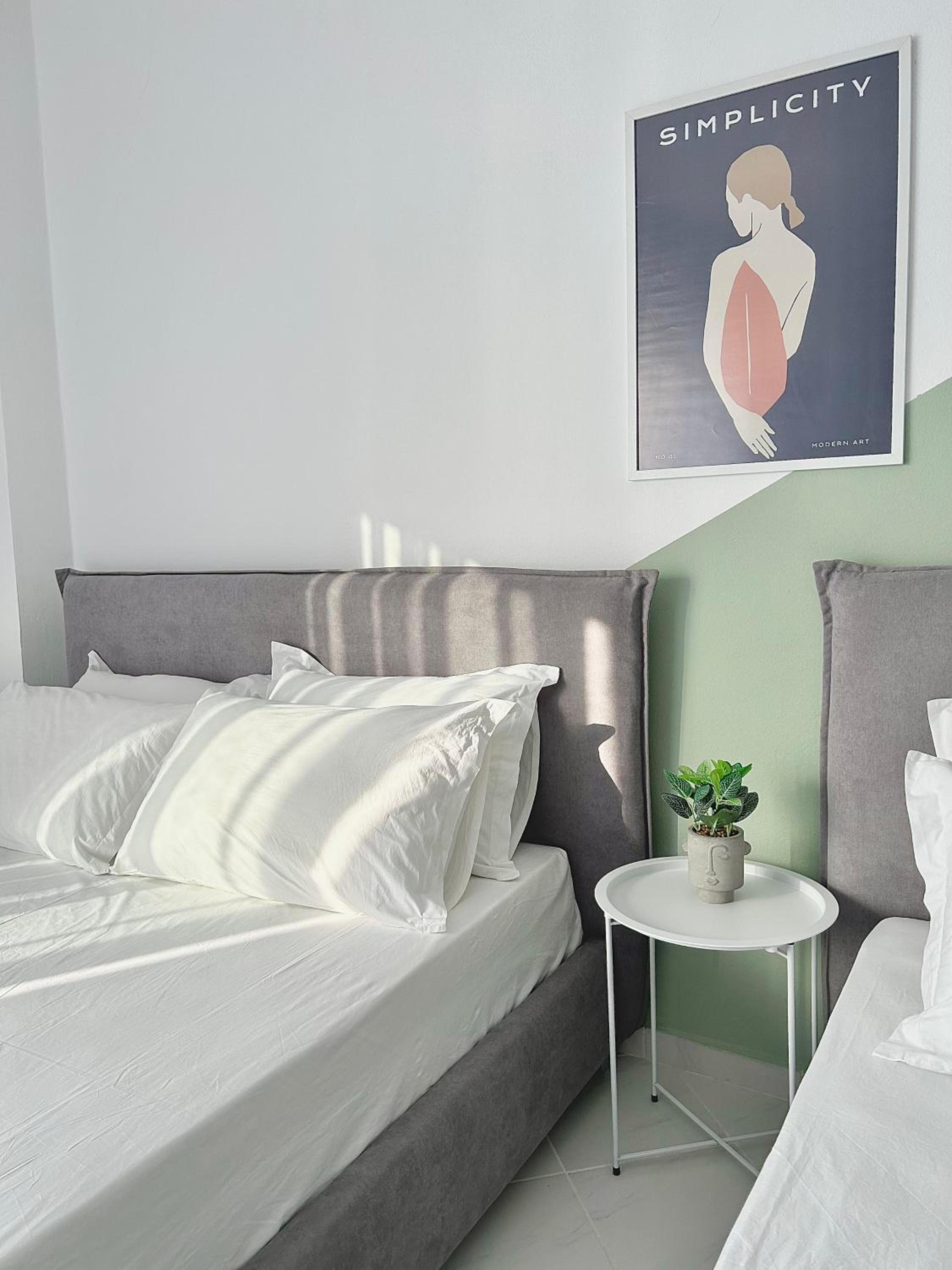Lulu Suites- Lime