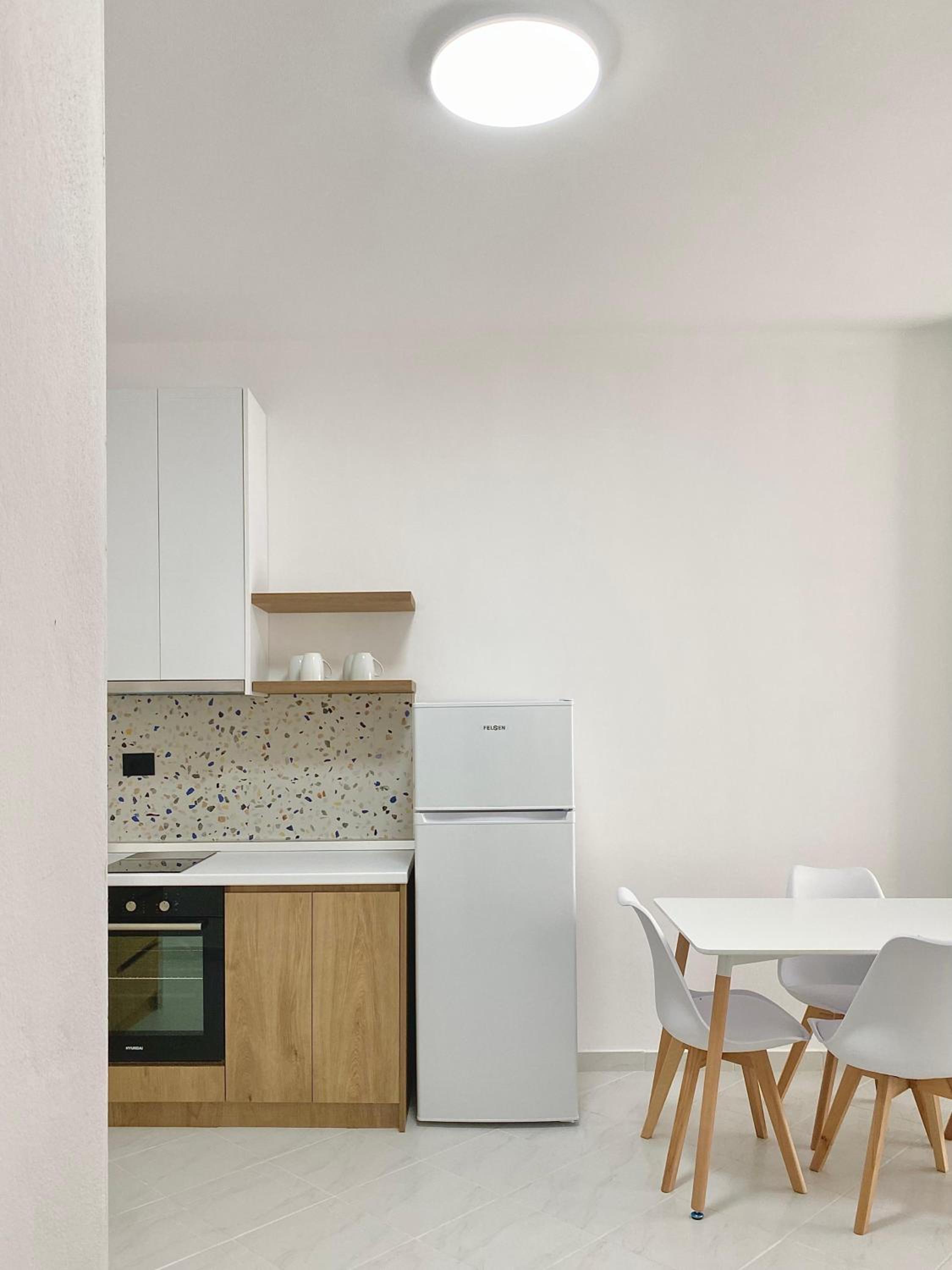 Lulu Suites- Lime