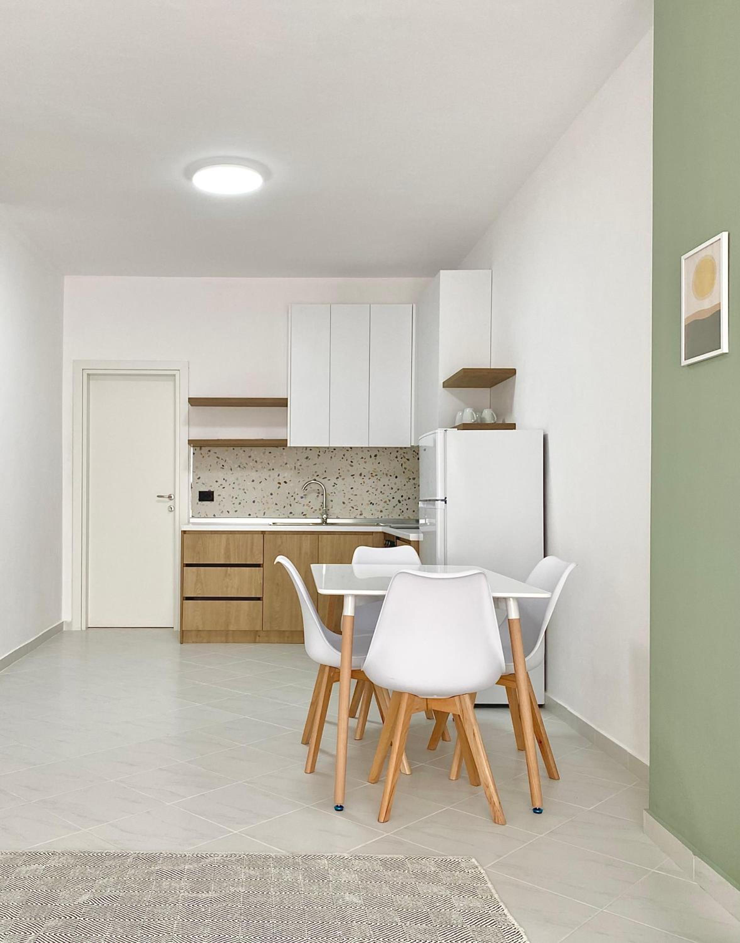 Lulu Suites- Lime