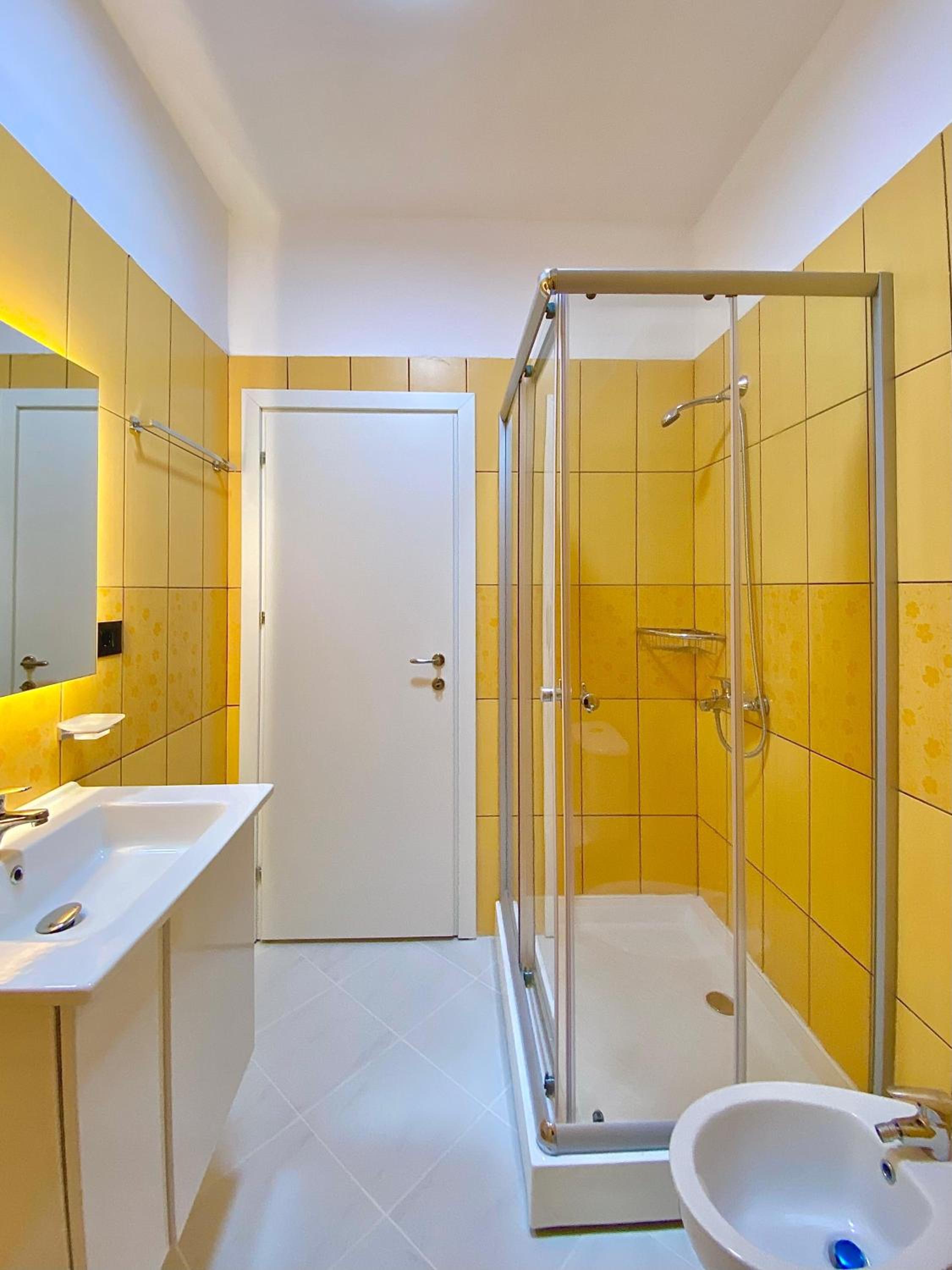 Lulu Suites- Lime