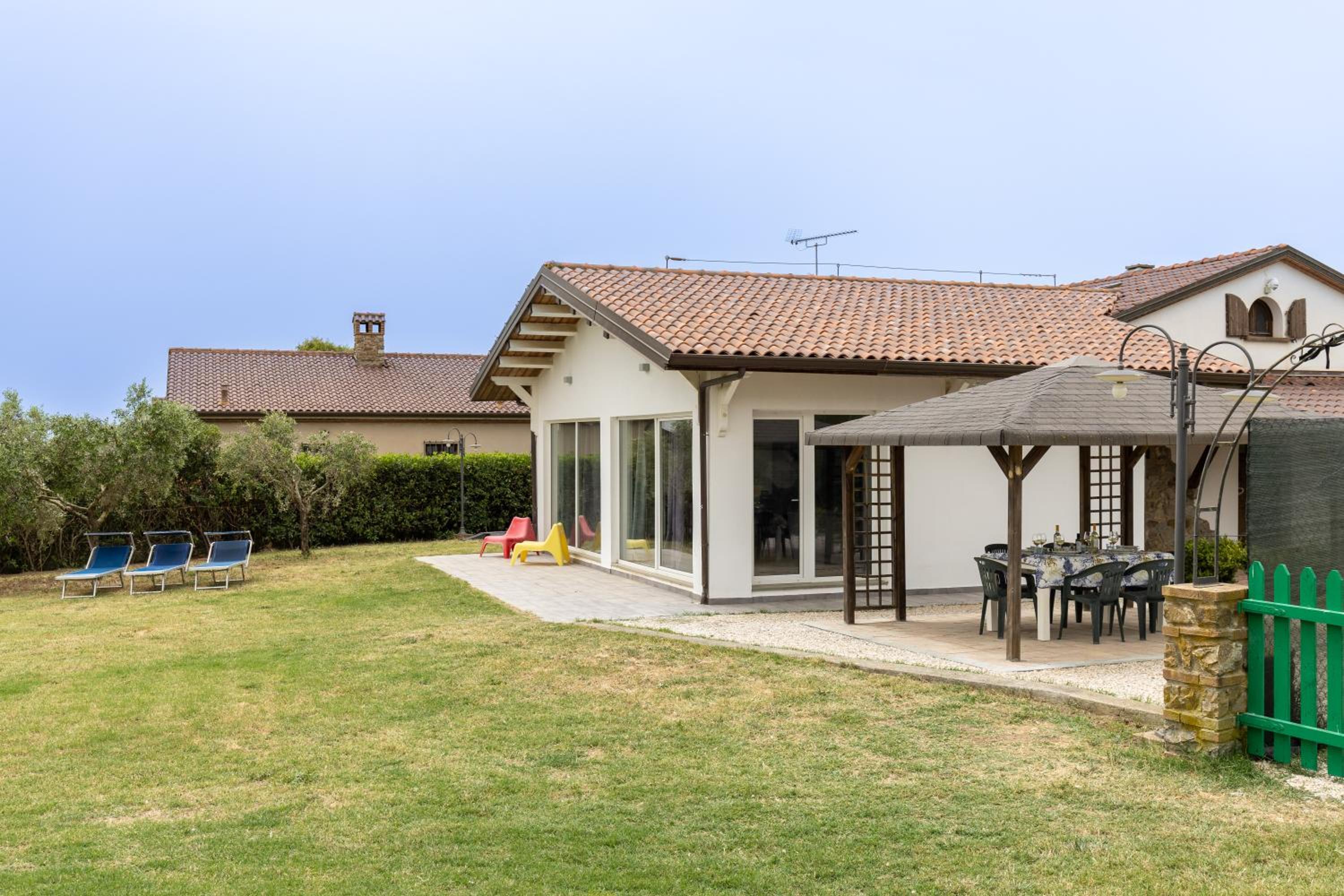 Castiglioncello - Villa in collina vista mare con piscina privata