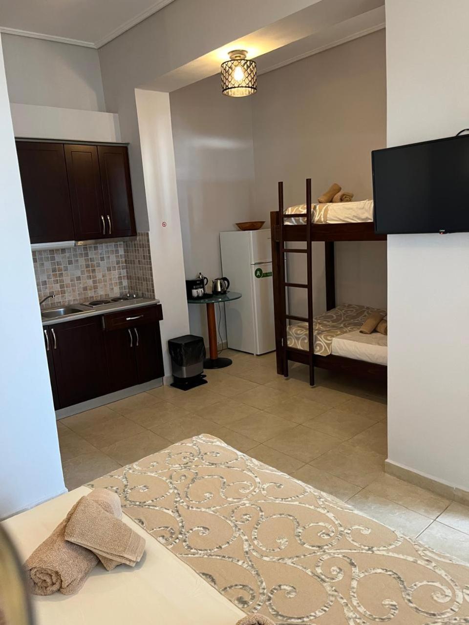 Bluemoon Suites Sarande