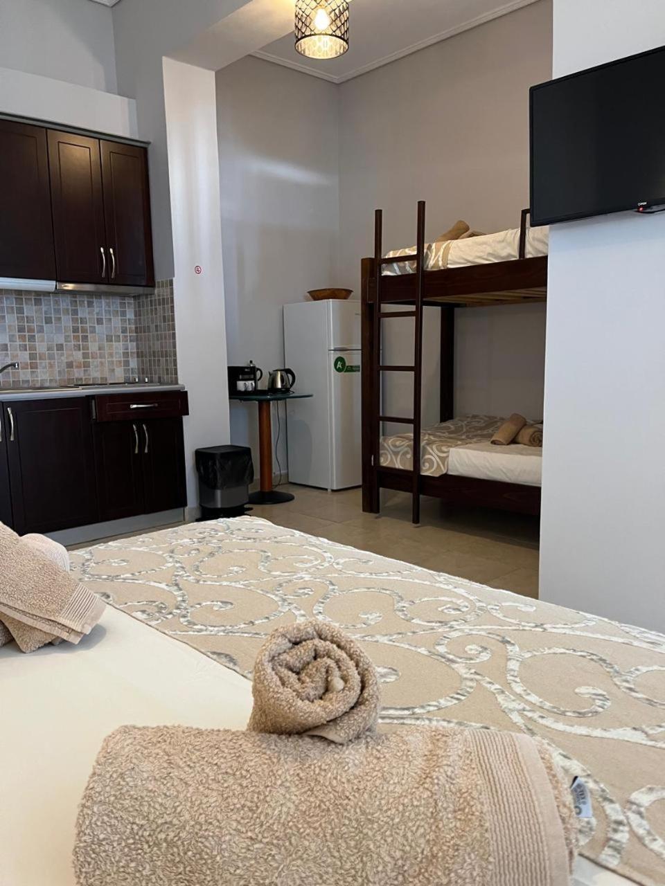 Bluemoon Suites Sarande