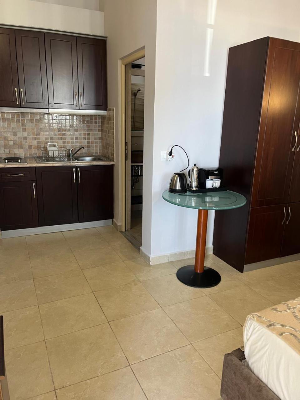 Bluemoon Suites Sarande