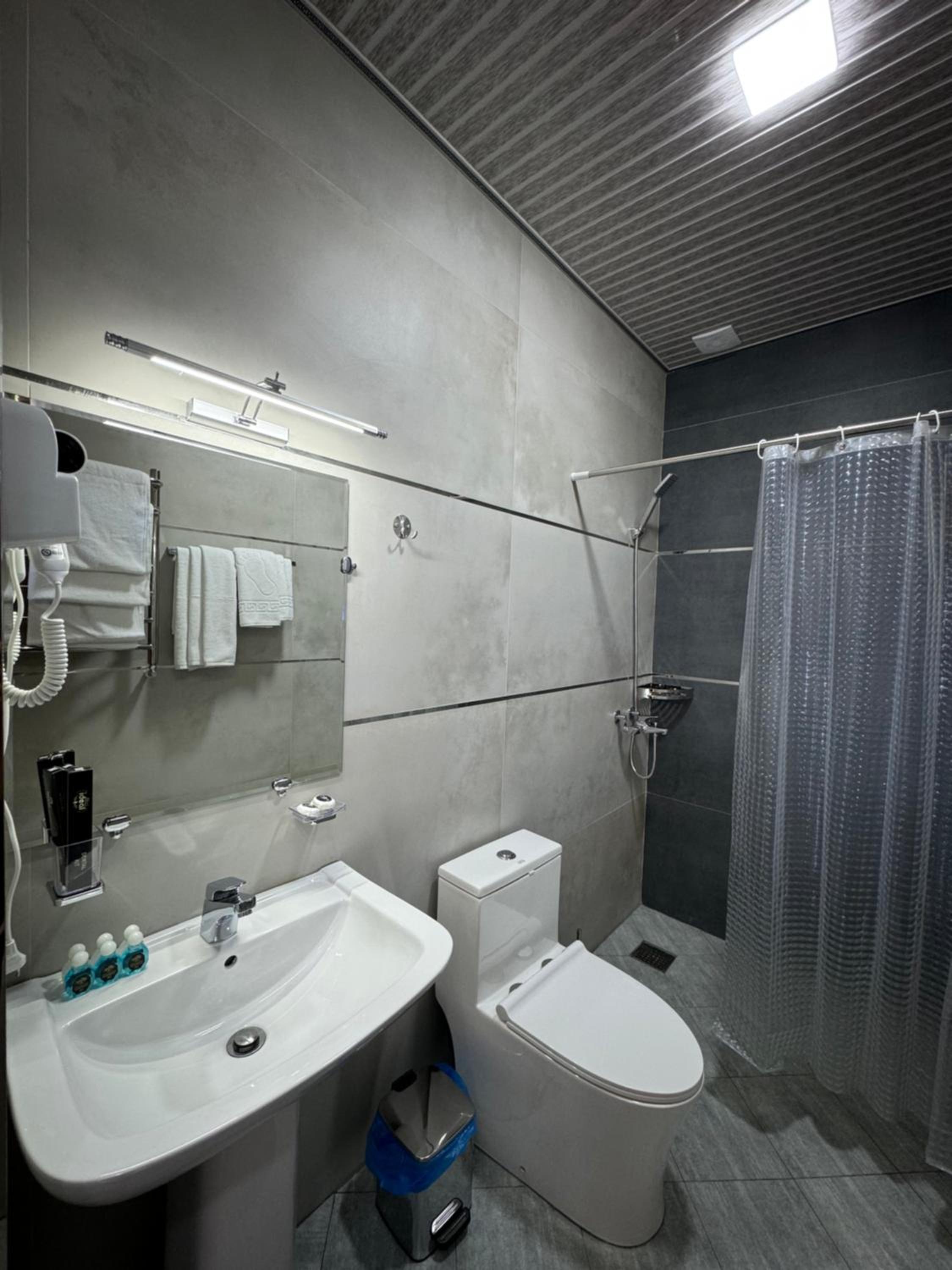 Salomat guest house