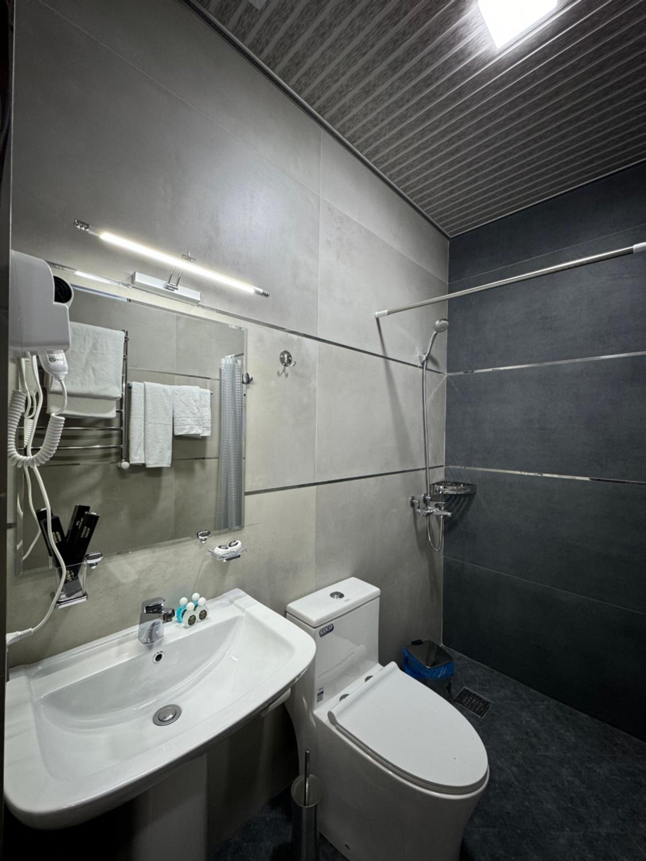 Salomat guest house