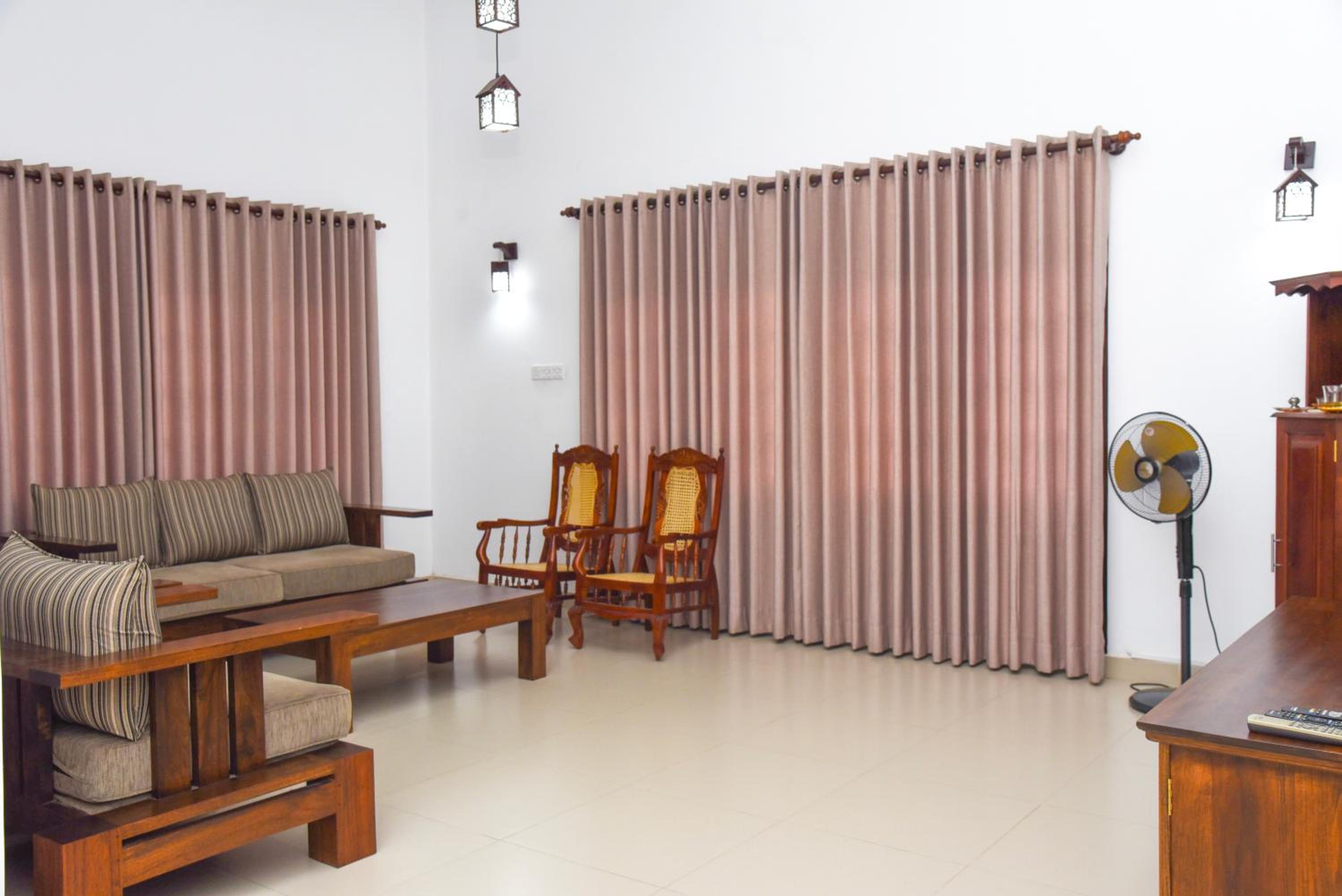 Kandy Hemantha Resort