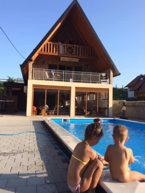 Vikendica Vesic Tegare