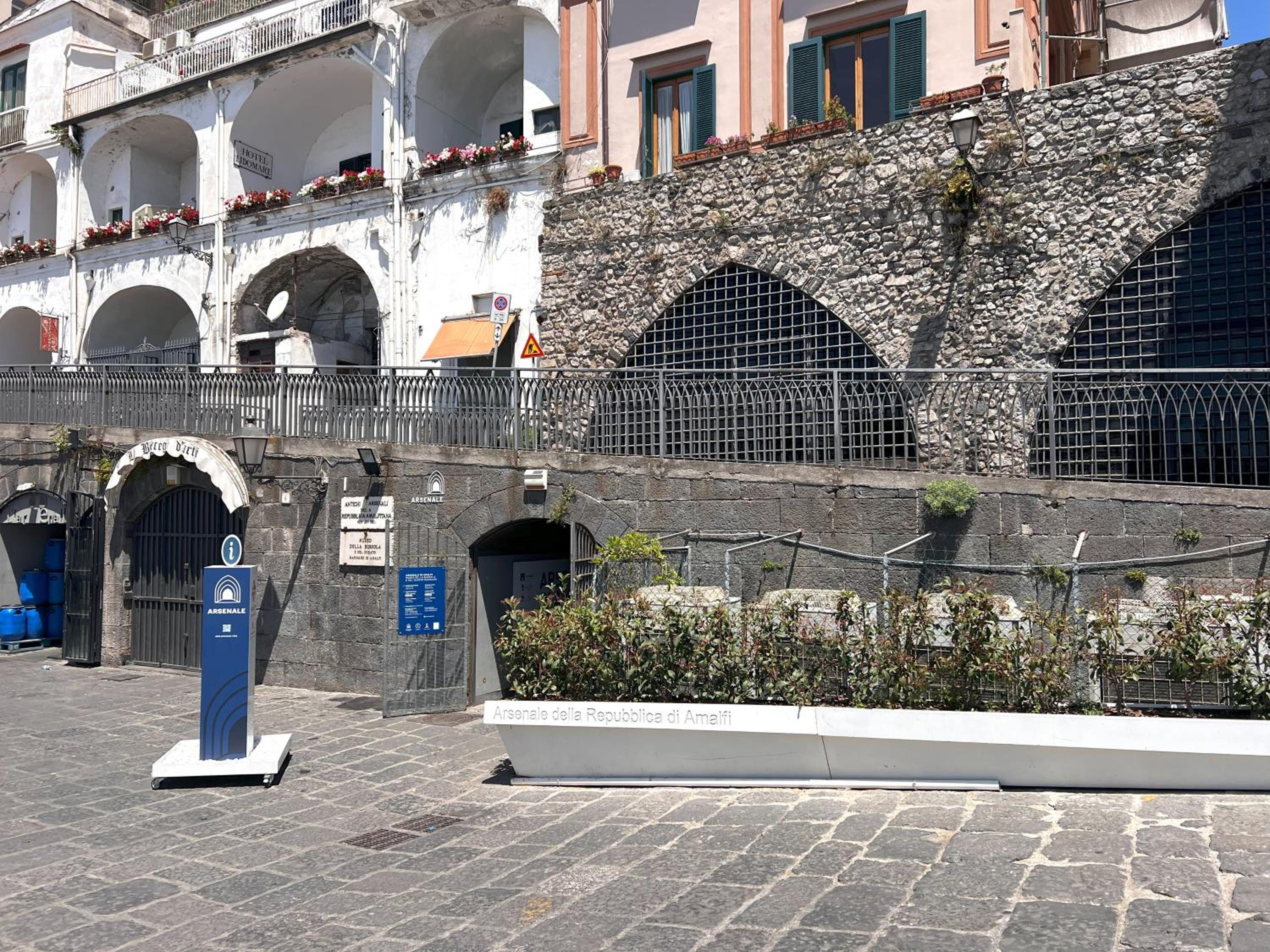 Hotel L'Ancora di Amalfi - Image 1