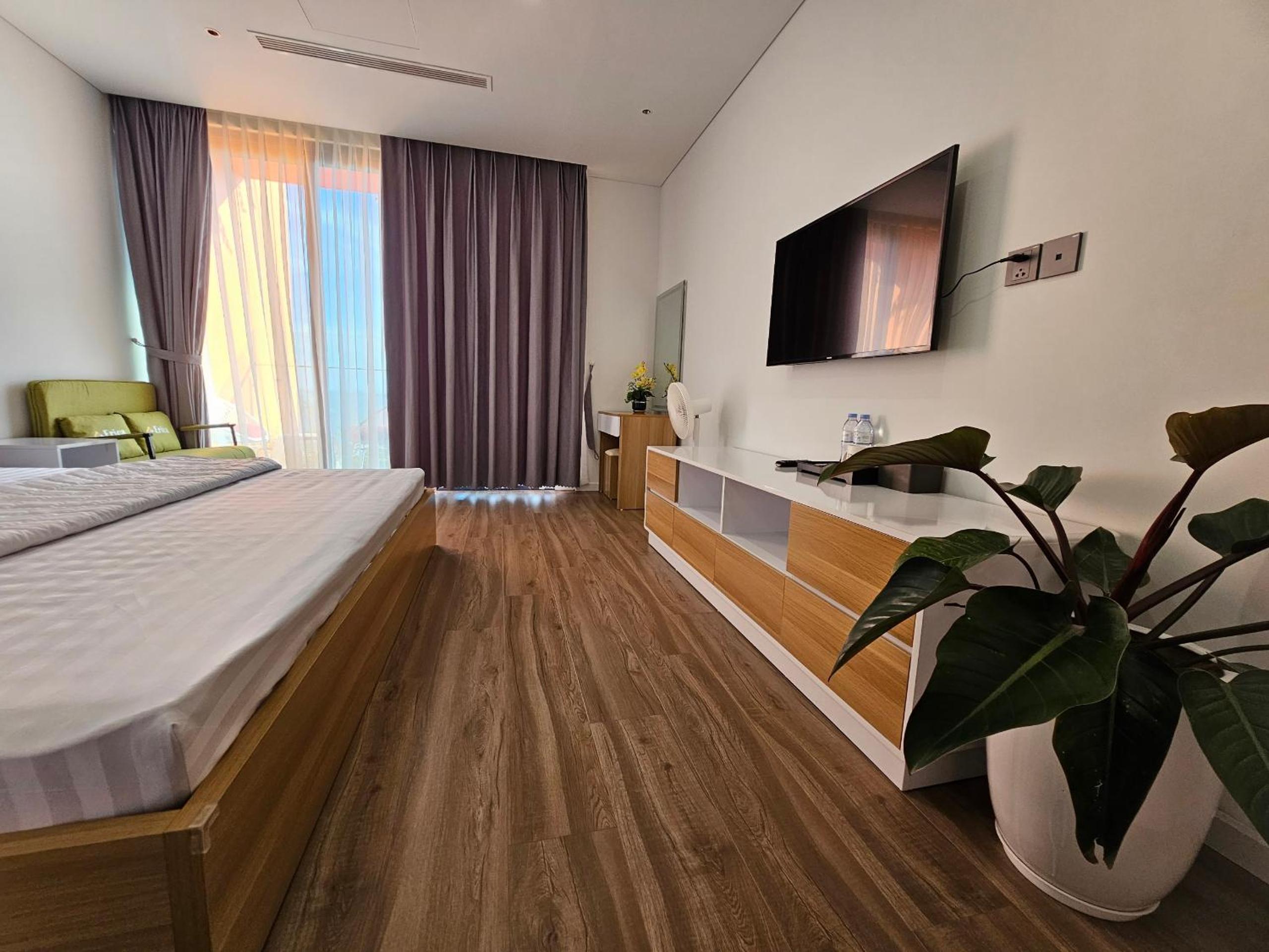 Flaming IB1009 Ibiza Hải Tiến view 2
