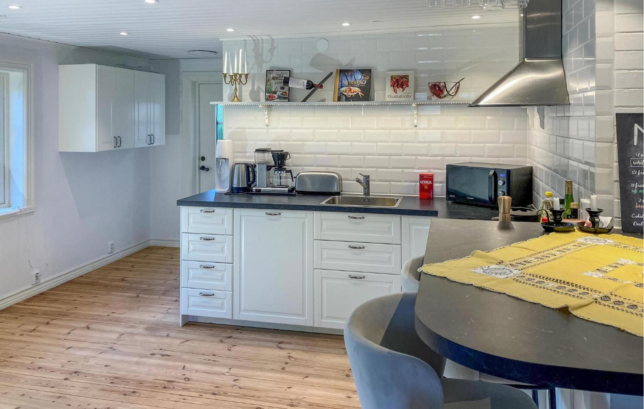 3 Bedroom Gorgeous Home In Bergkvara view 4
