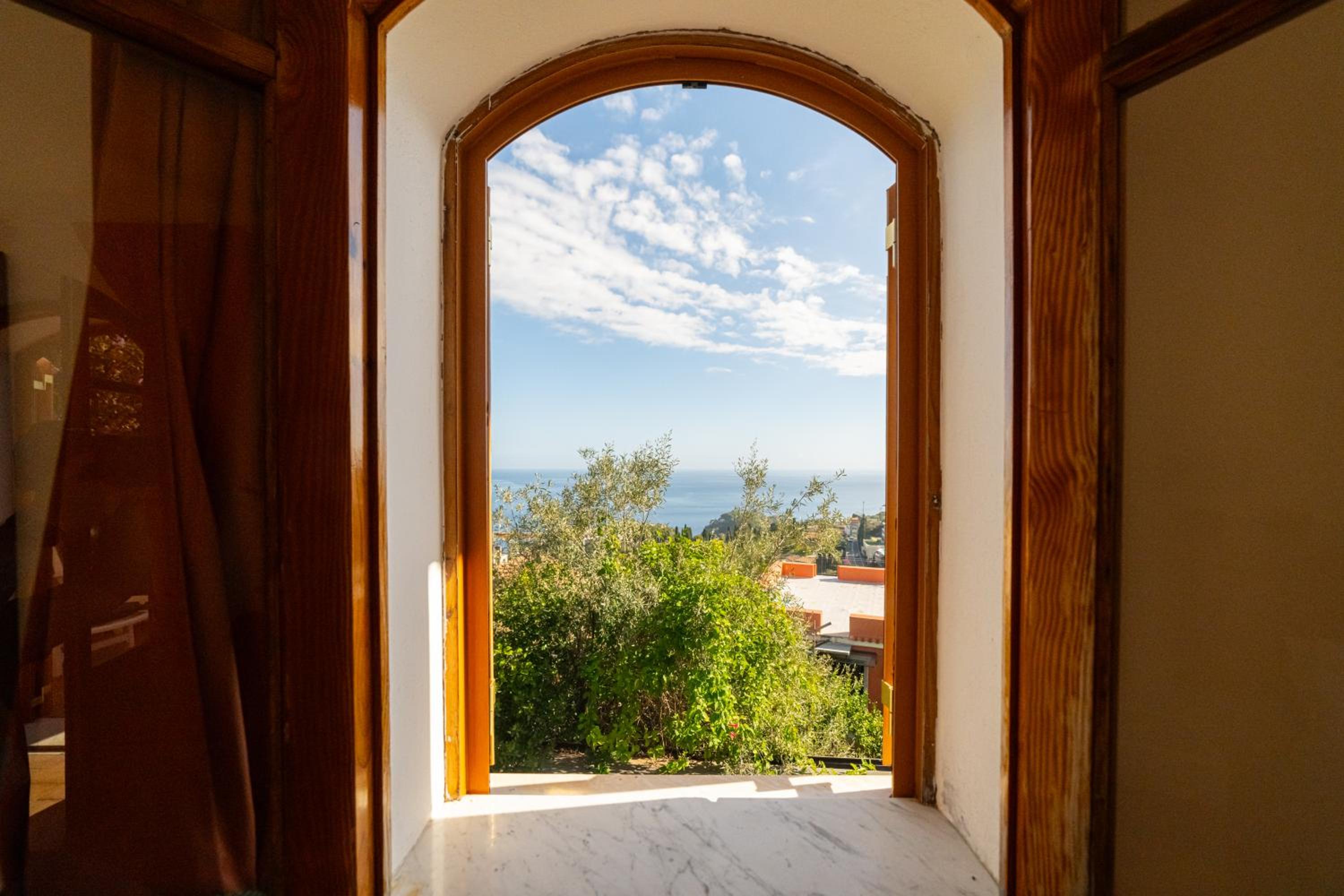 Villa Britannia view 5