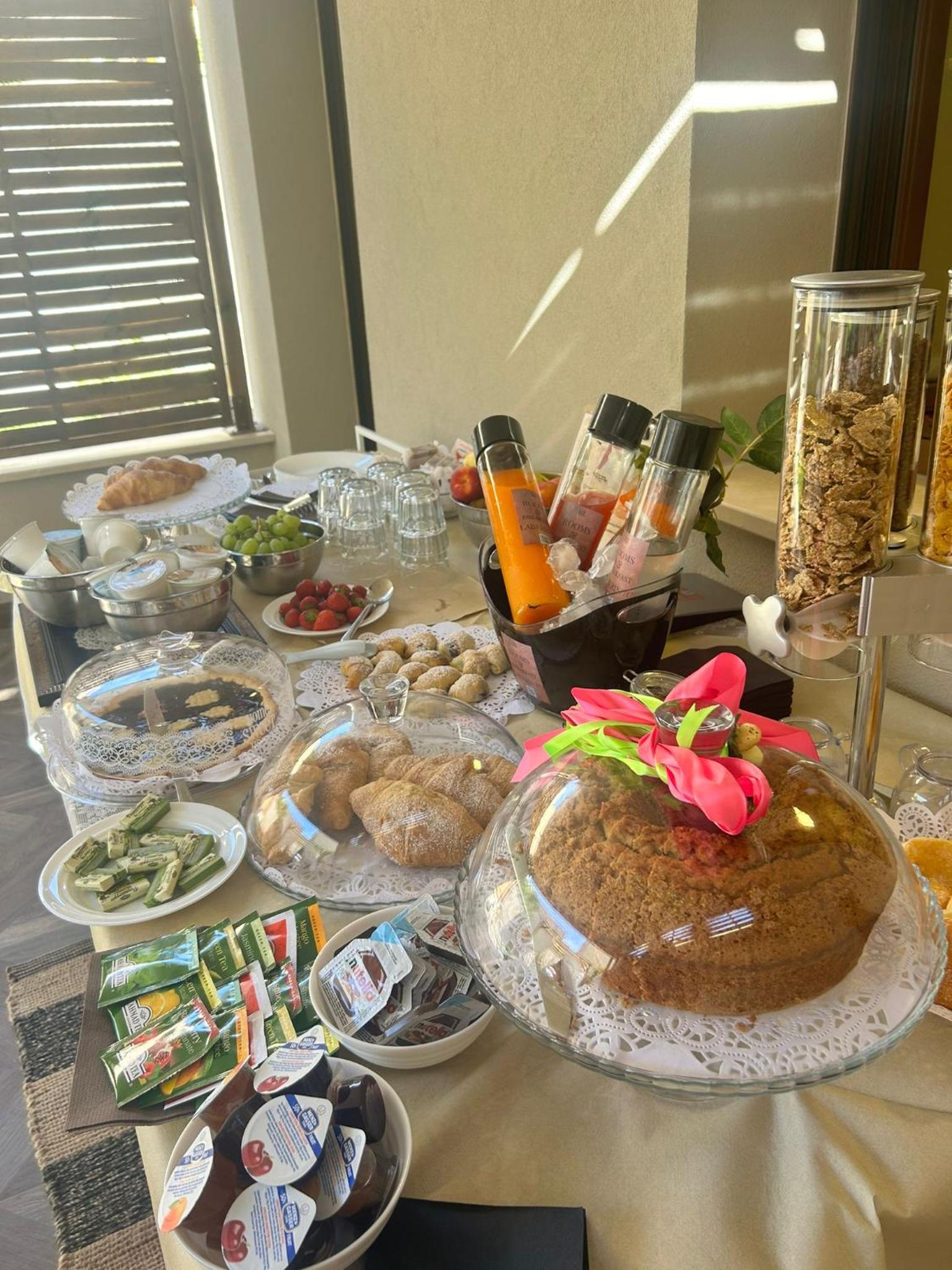 ROOMS AND BREAKFAST LABERINTO