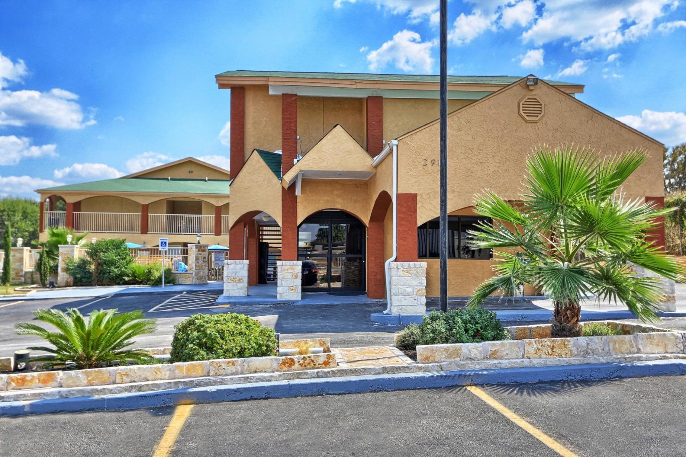 Econo Lodge Austin South