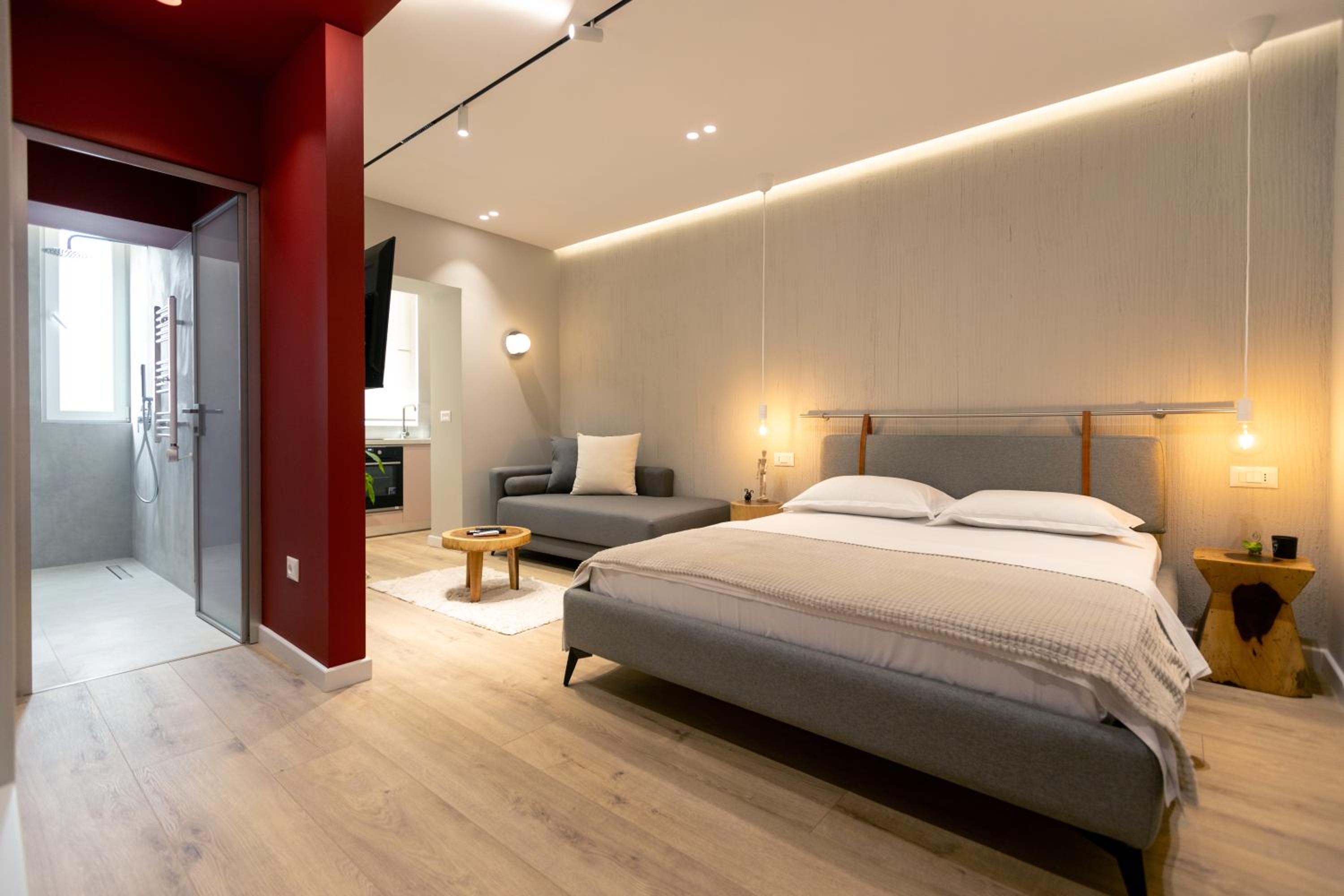 Ruby Apartment