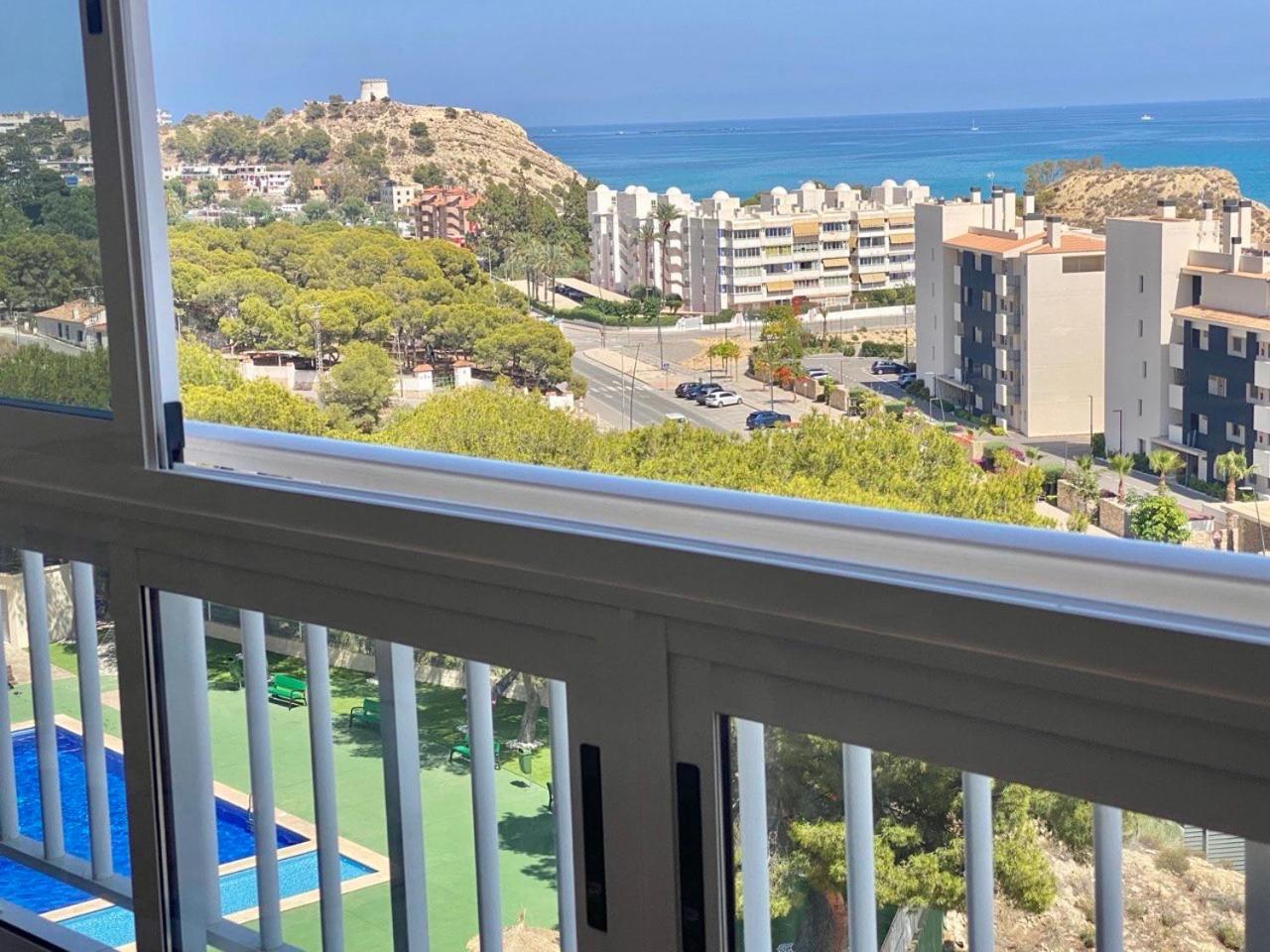Apartment by the sea