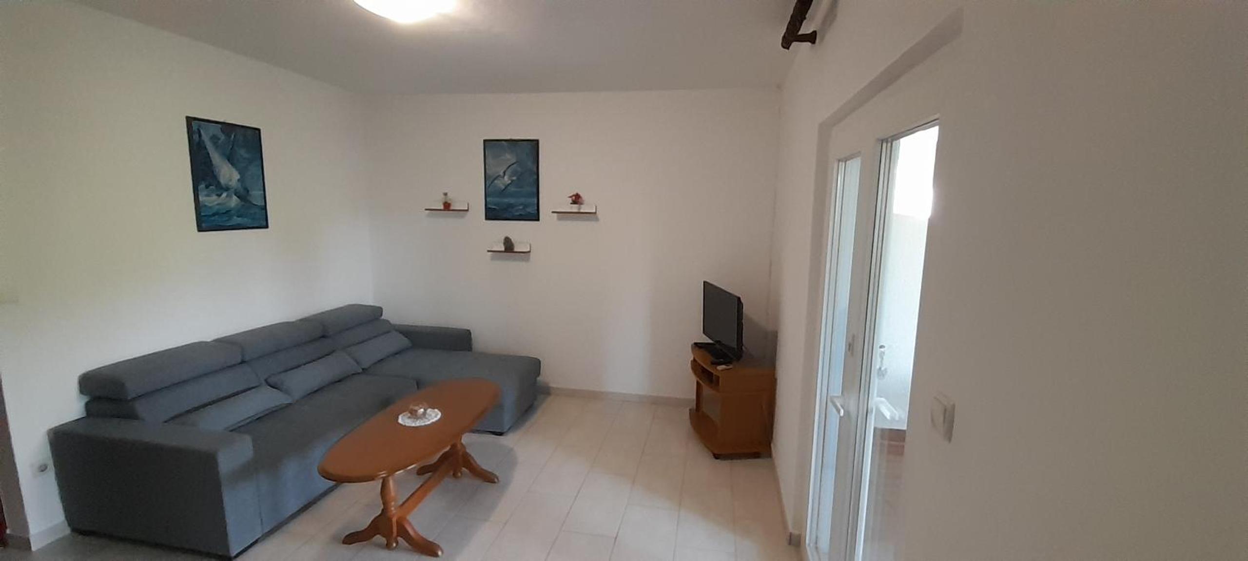 apartmani Ivan & Mirjana 1 view 2