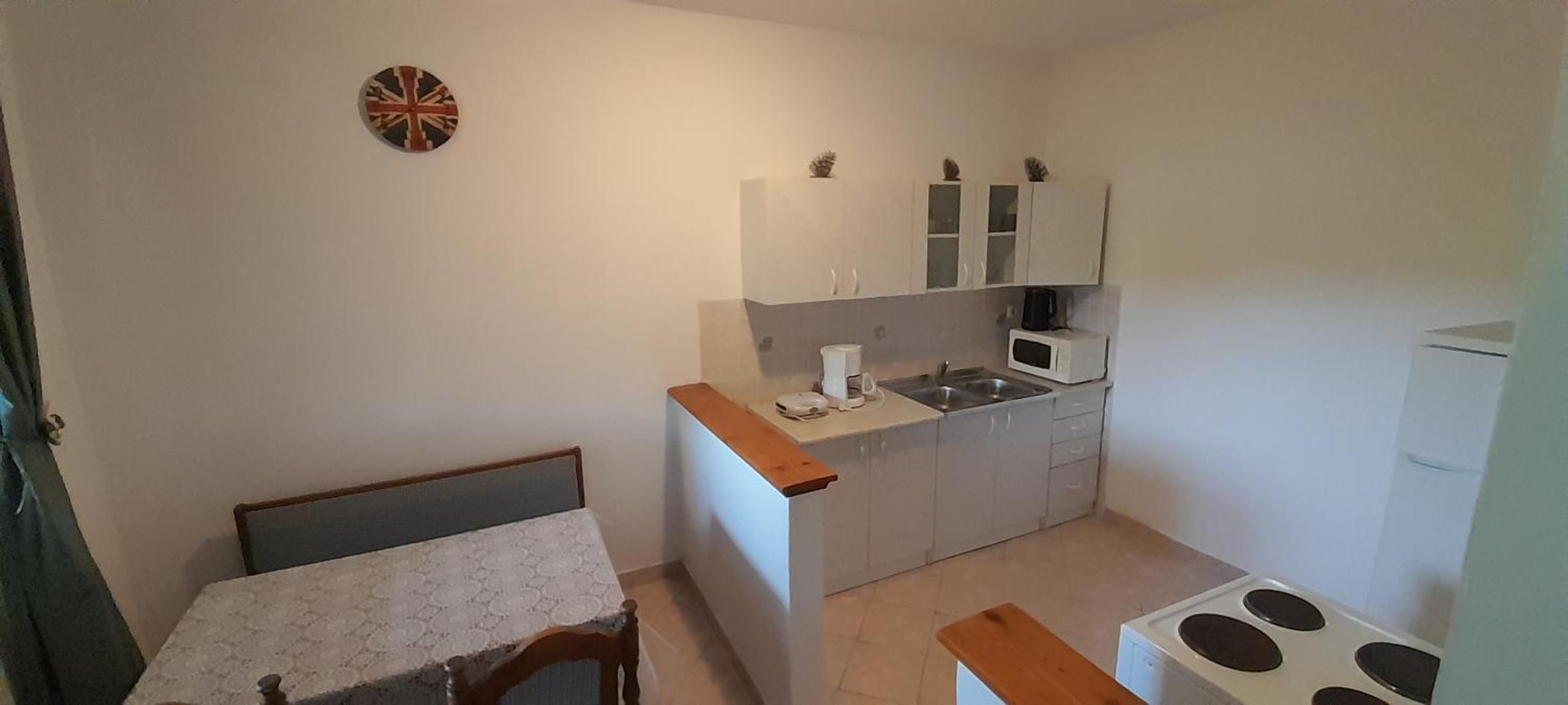 apartmani Ivan & Mirjana 1 view 3