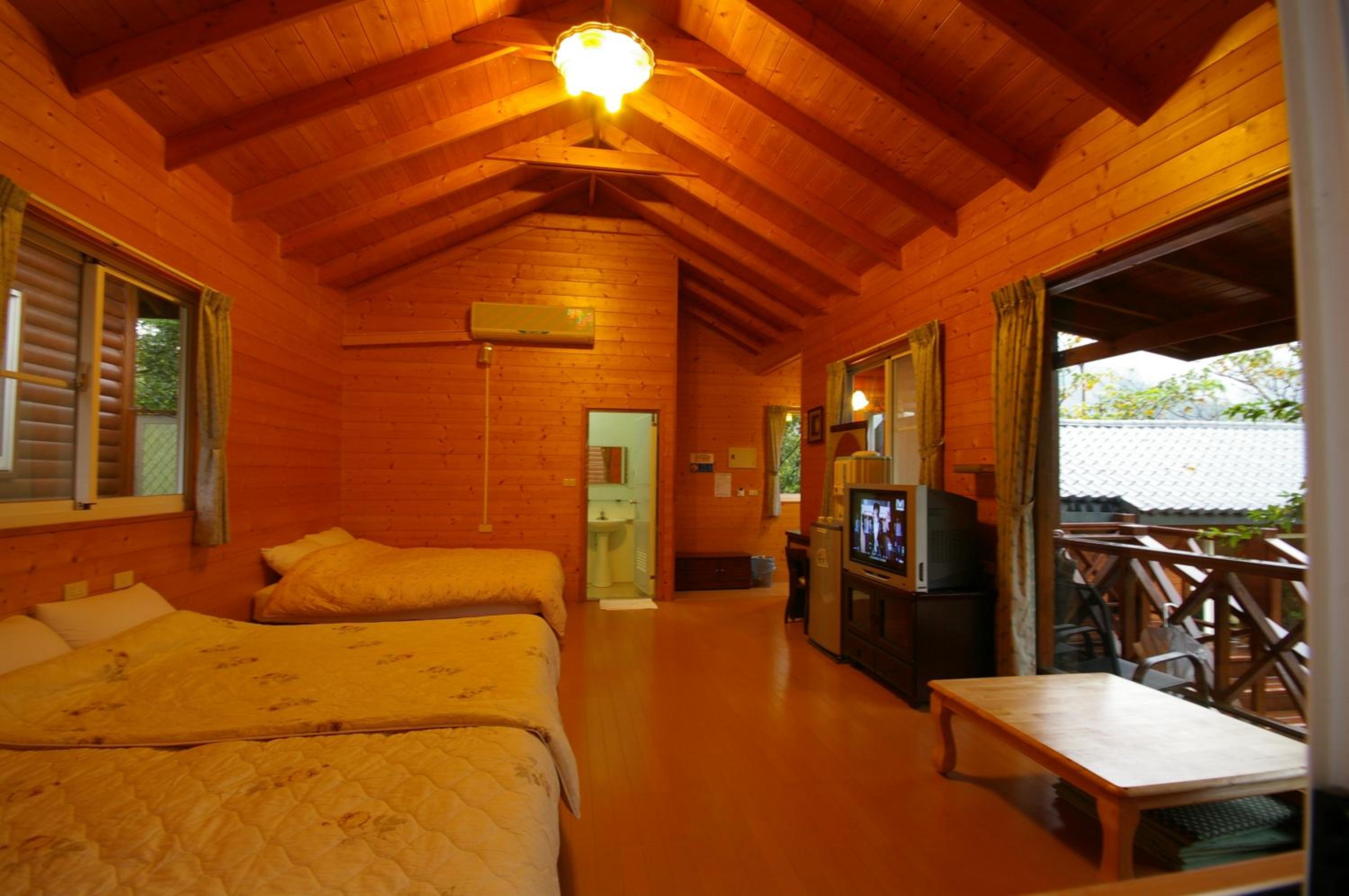 Photo 13