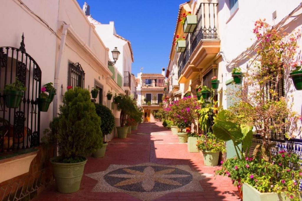 Valle Romano GOLF CAPITOLIO ESTEPONA