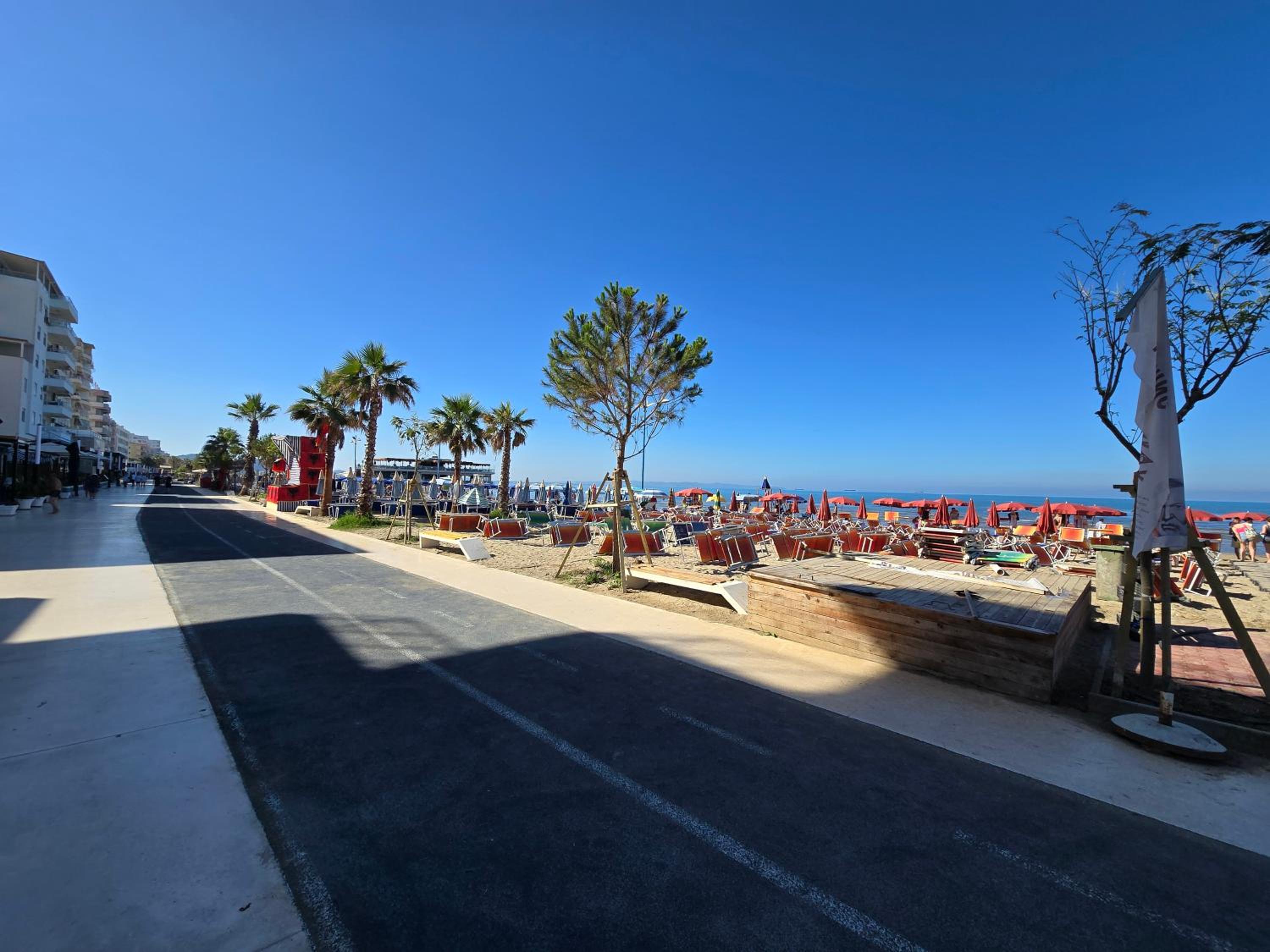 Prestige Beach Apartment