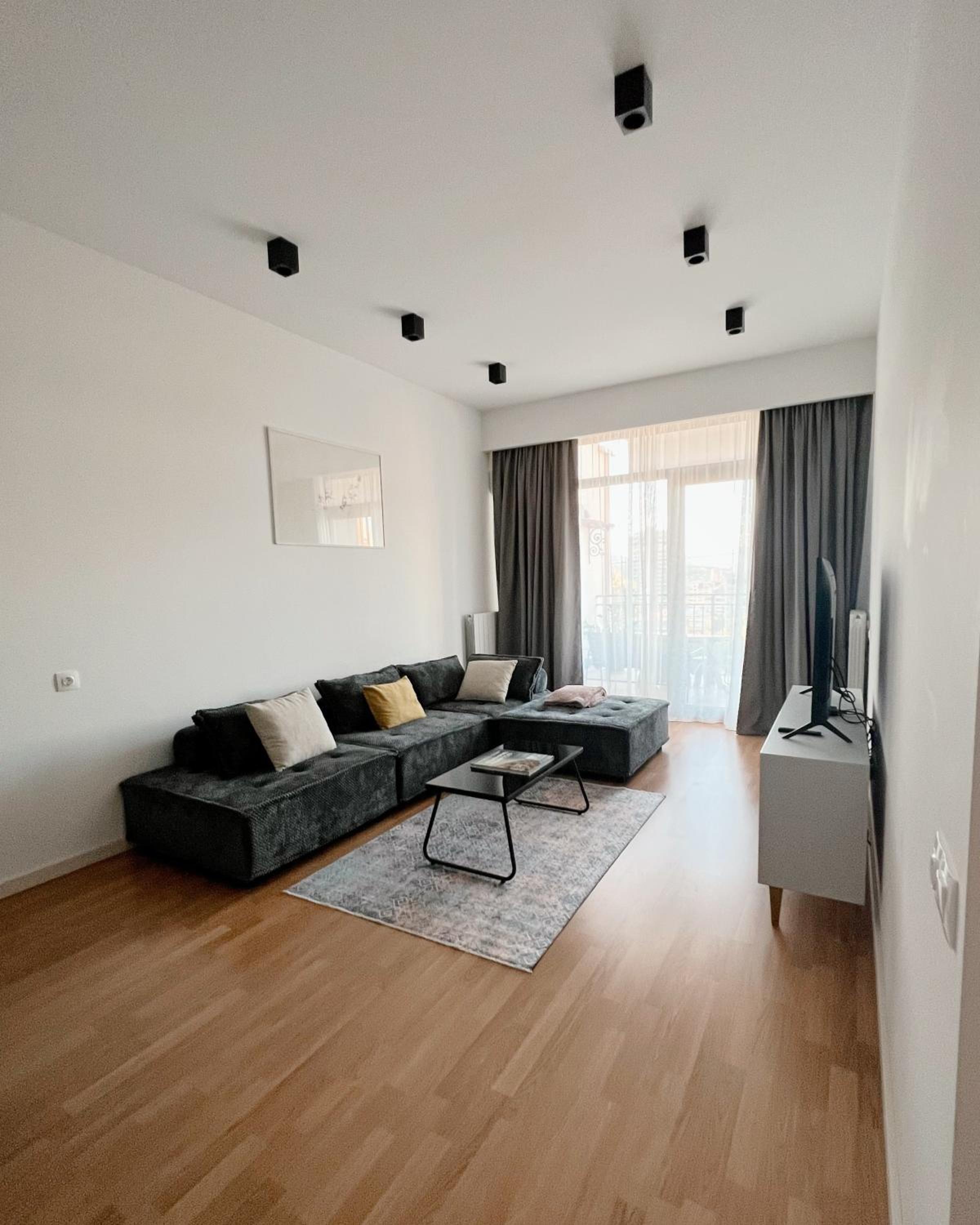 Apartment located near Vake Park view 4