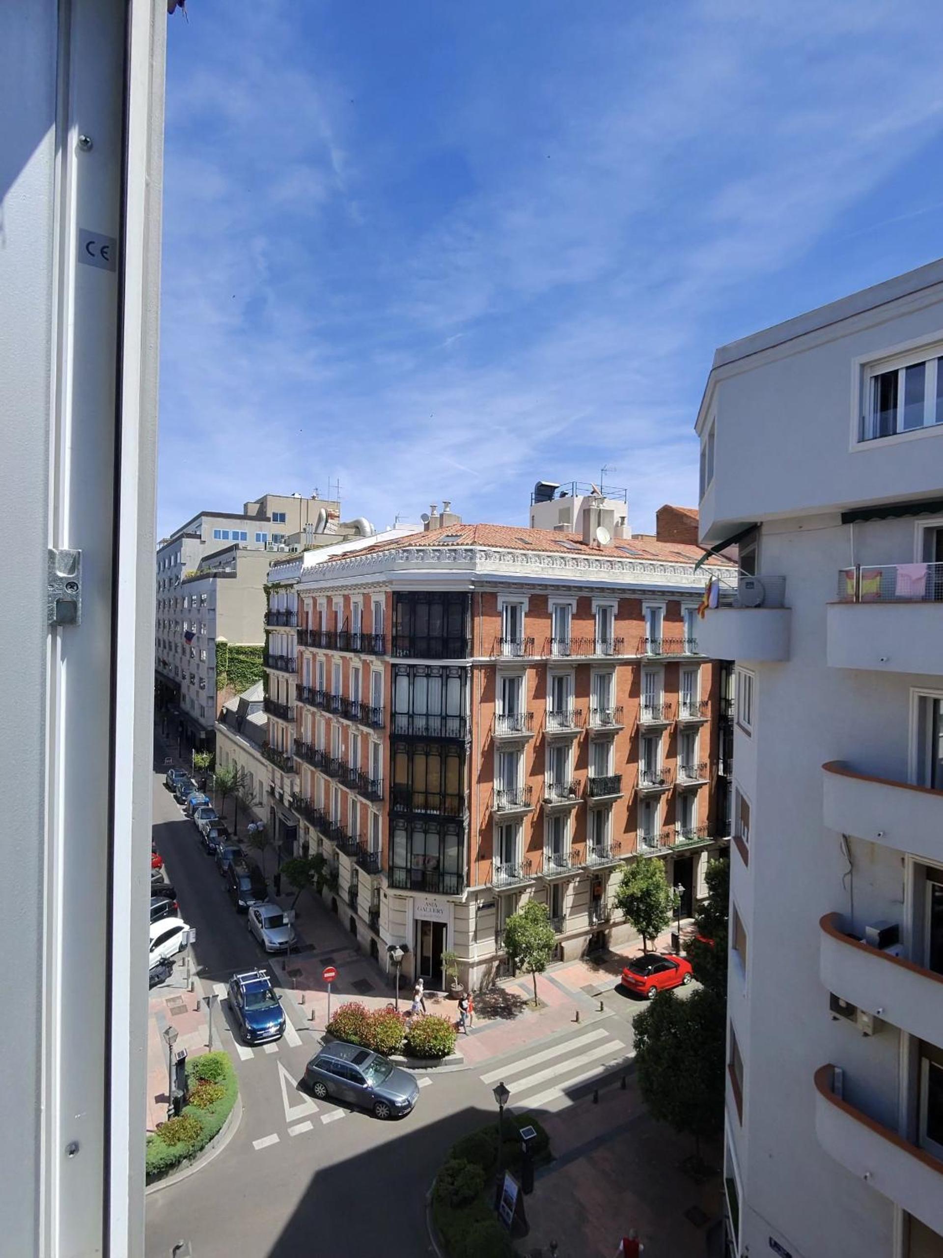 Apartamento La Milla de Oro view 5