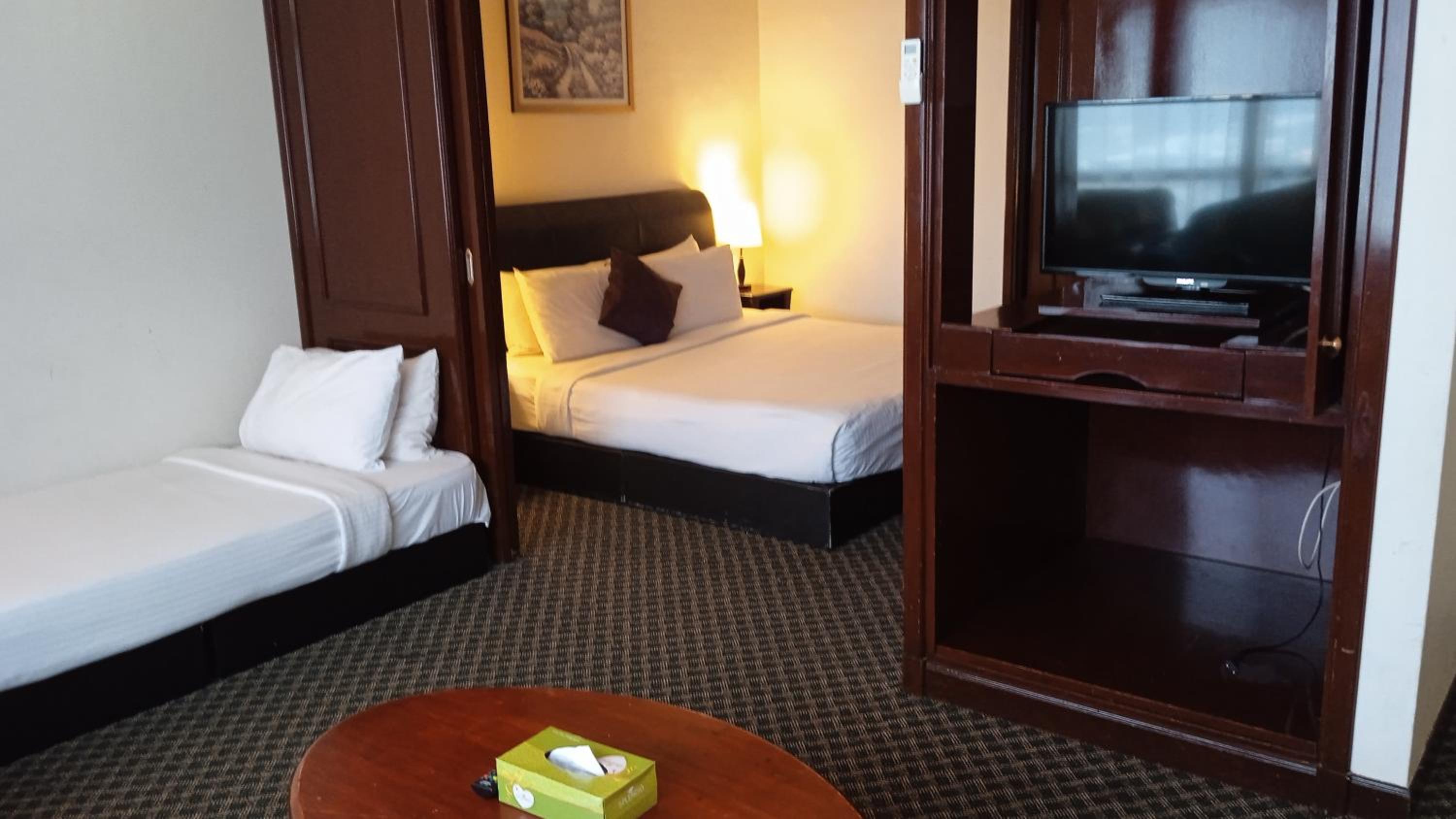 Visitor Service Suits at Times Square Bukitbintang K L