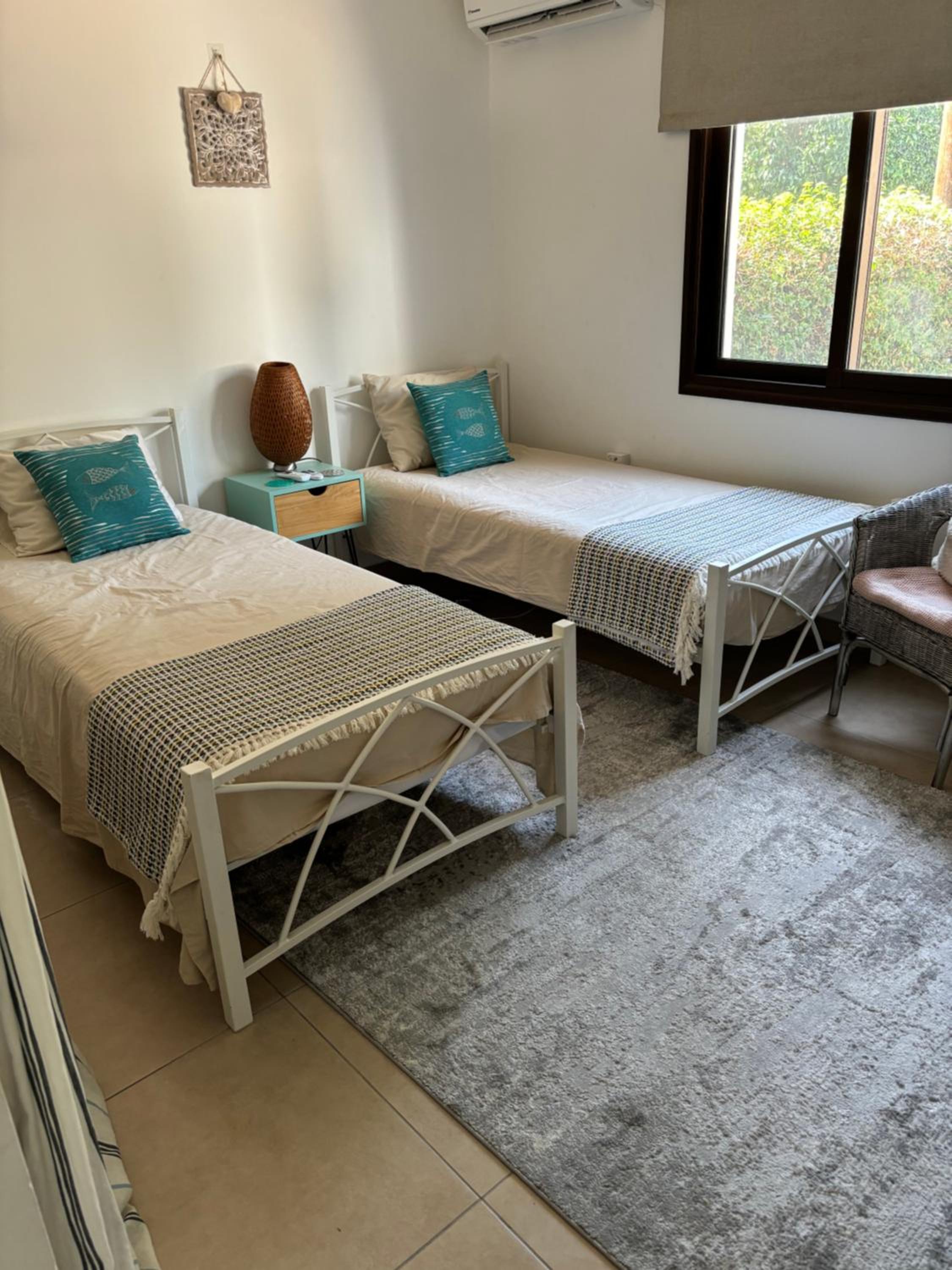 Bay Cottage Beautiful cosy luxury cottage - Beach area view 5
