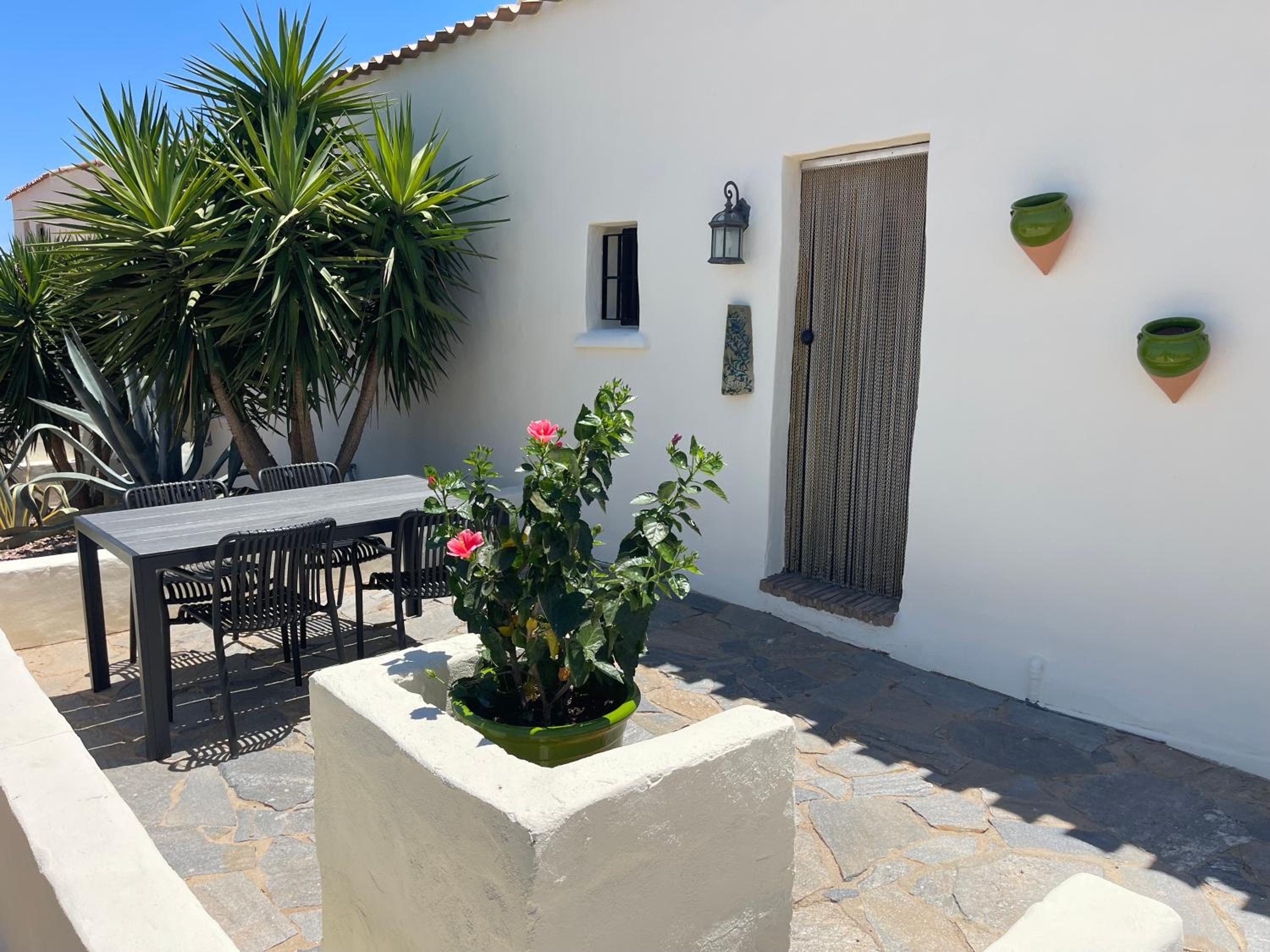 MiLuna Oasis Suites