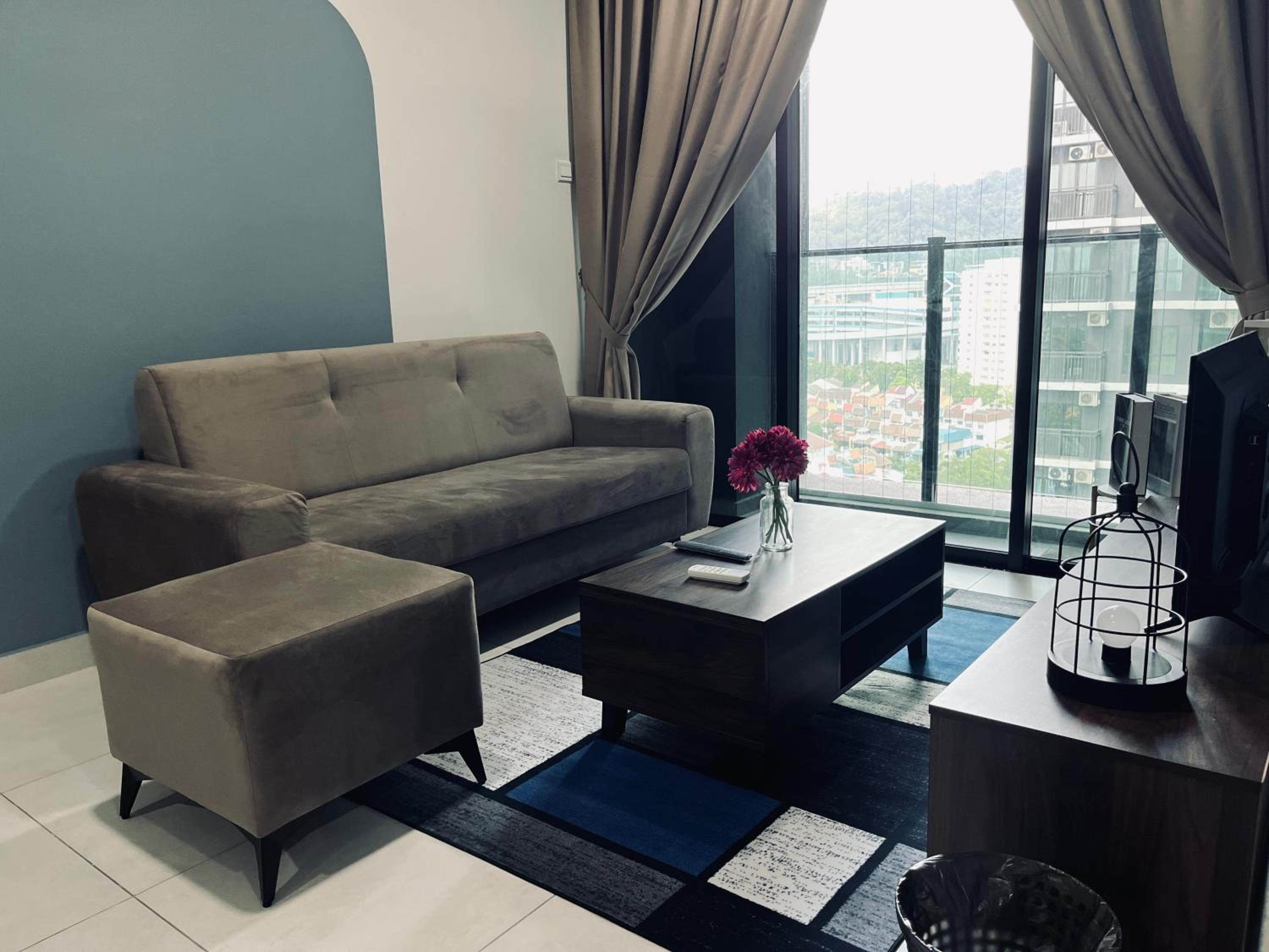 Majestic maxim 3BR luxury family house MRT kuala lumpur