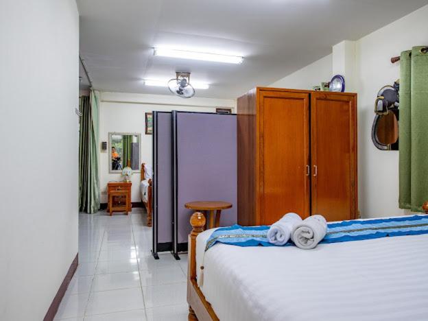 Saithong House