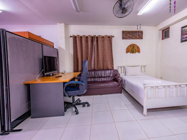 Saithong House
