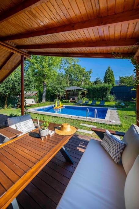 Ağaç Ev Sapanca - Isıtmalı Havuzlu Villa view 3