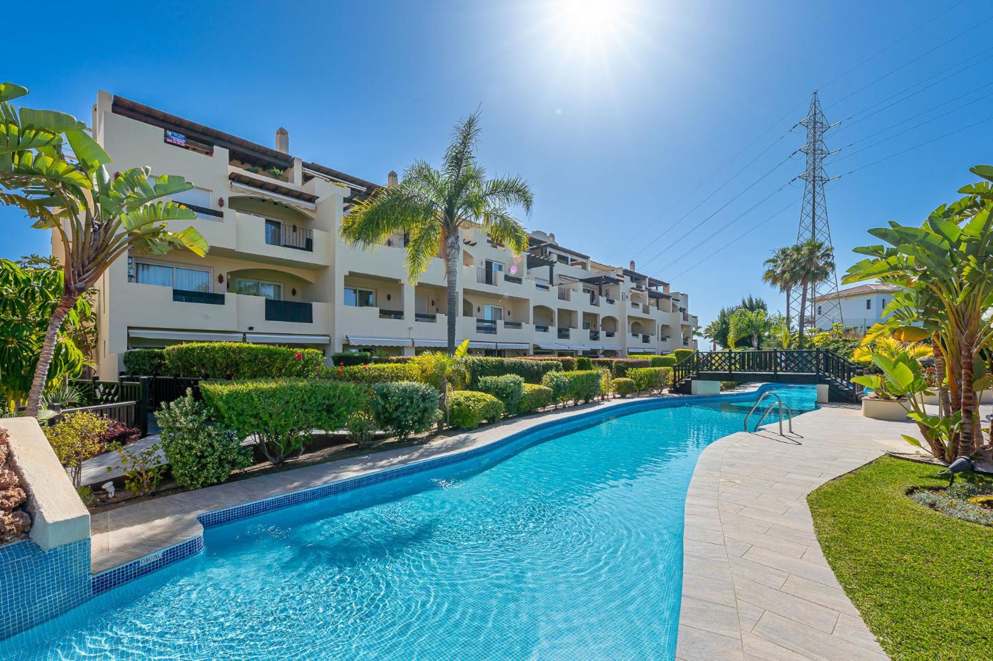 Stunning Golf View Apt, Miraflores Golf