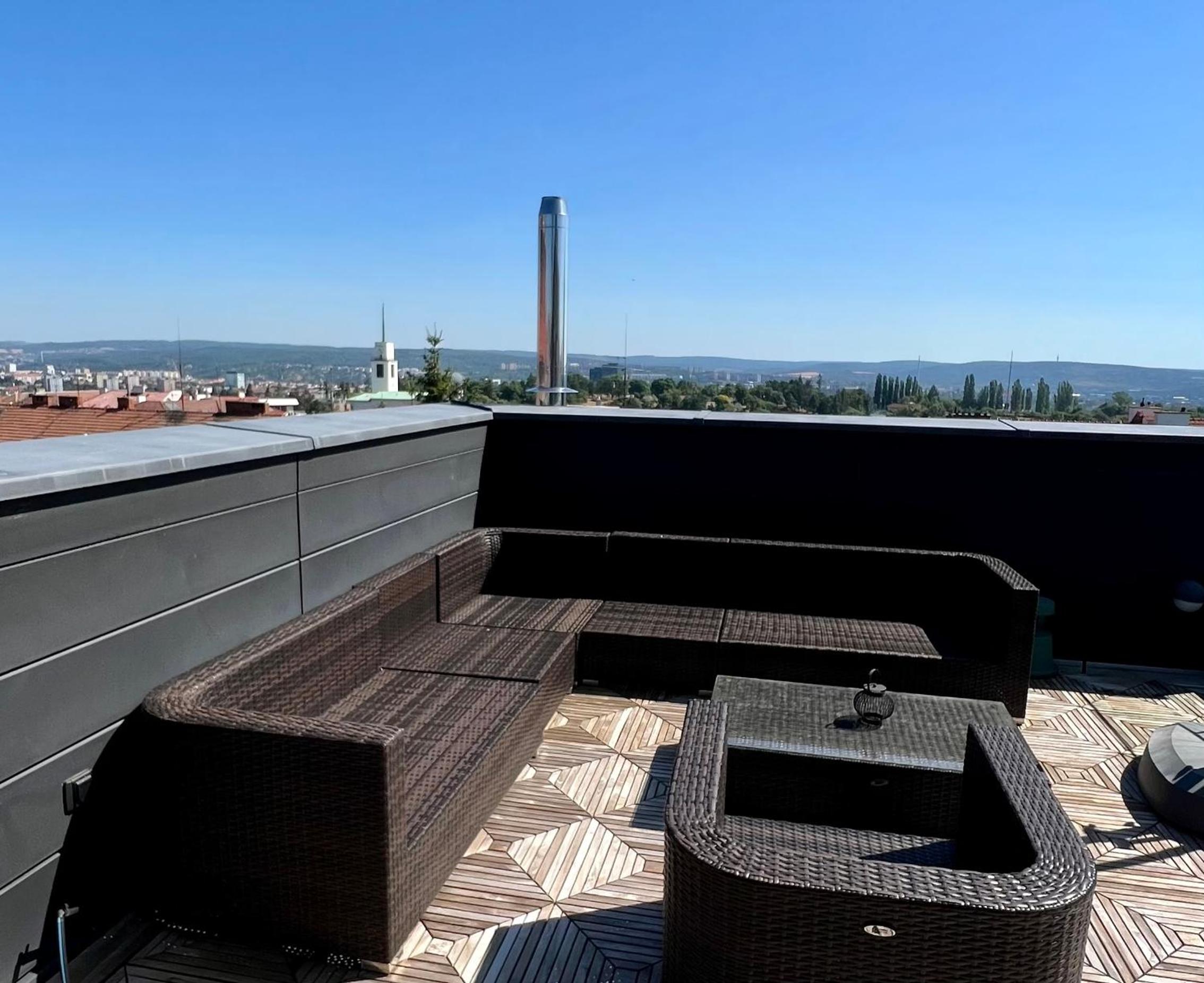 Apartmán se saunou a terasou s výhledem na Brno